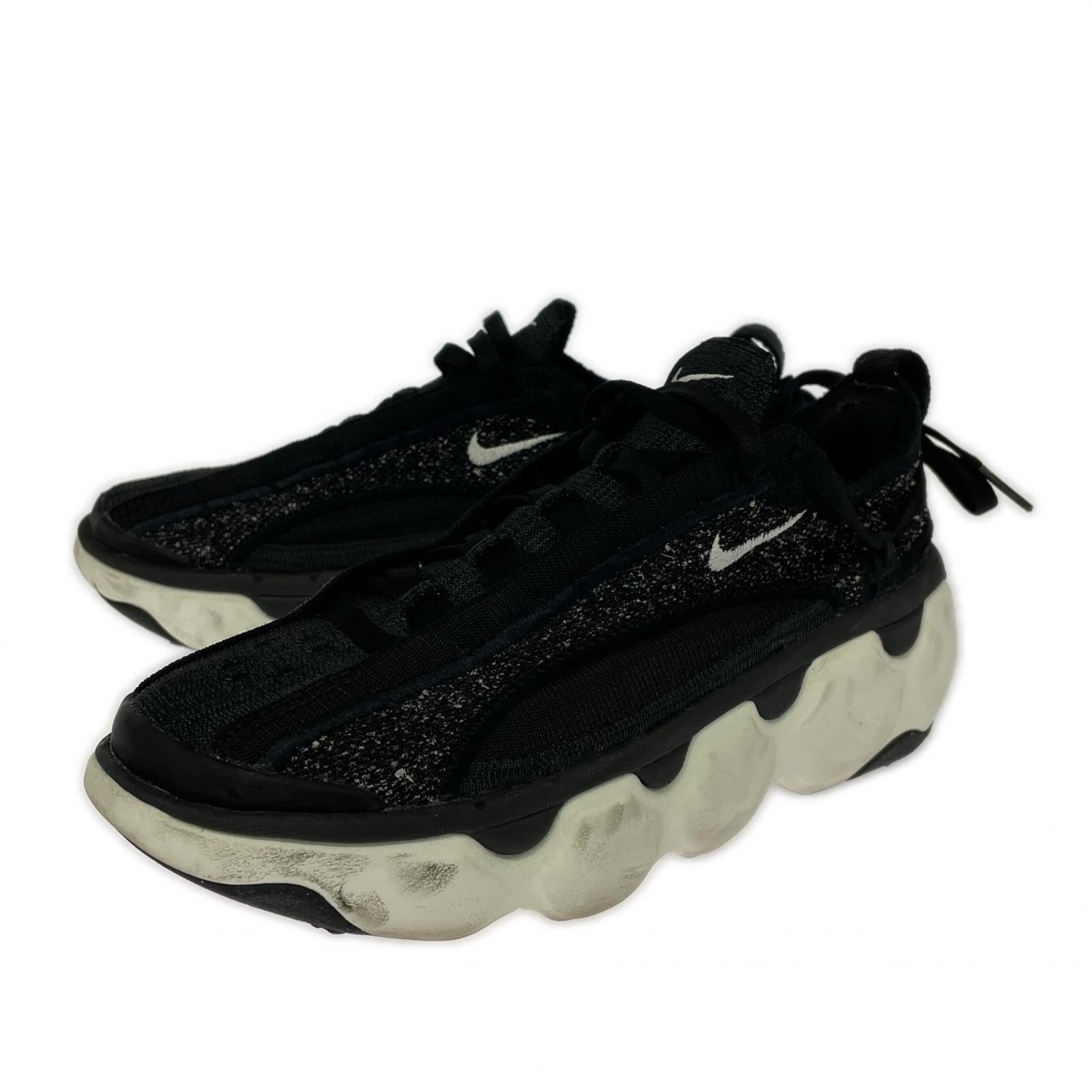 スニーカー NIKE フライニットブルーム 22.5cm ブラック