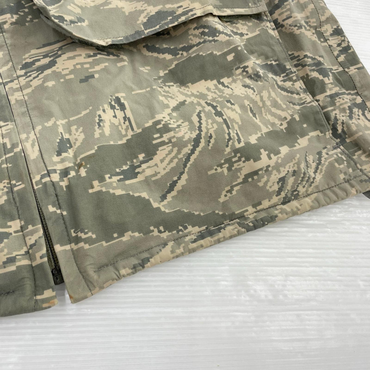 ミリタリージャケット 07製 US.AIR FORCE APEC PARKA M