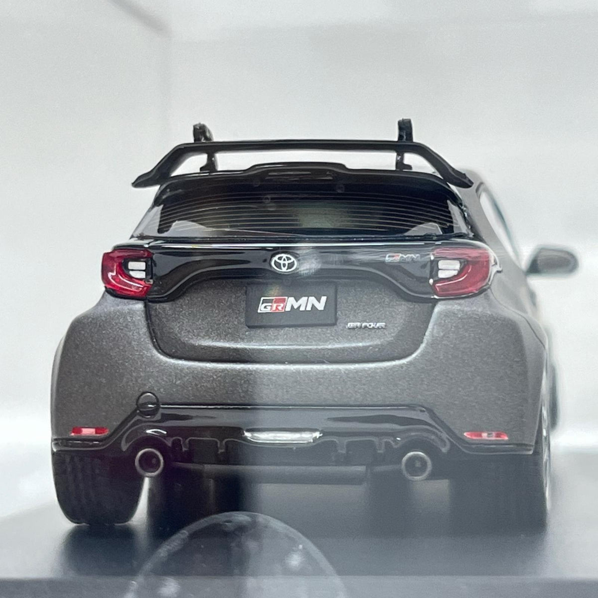 京商 1/43 トヨタ GRMN ヤリス サーキットパッケージ トヨタ GRMNヤリス（GRMN Yaris） 京商（KYOSHO スケールカー