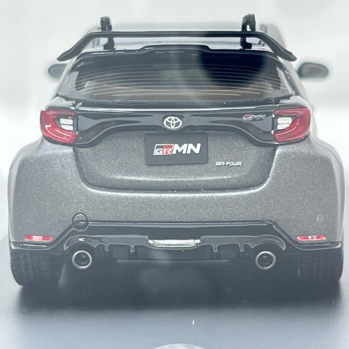 京商 1/43 トヨタ GRMN ヤリス サーキットパッケージ トヨタ GRMNヤリス（GRMN Yaris） 京商（KYOSHO スケールカー