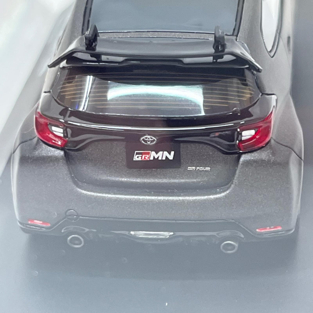 京商 1/43 トヨタ GRMN ヤリス サーキットパッケージ トヨタ GRMNヤリス（GRMN Yaris） 京商（KYOSHO スケールカー