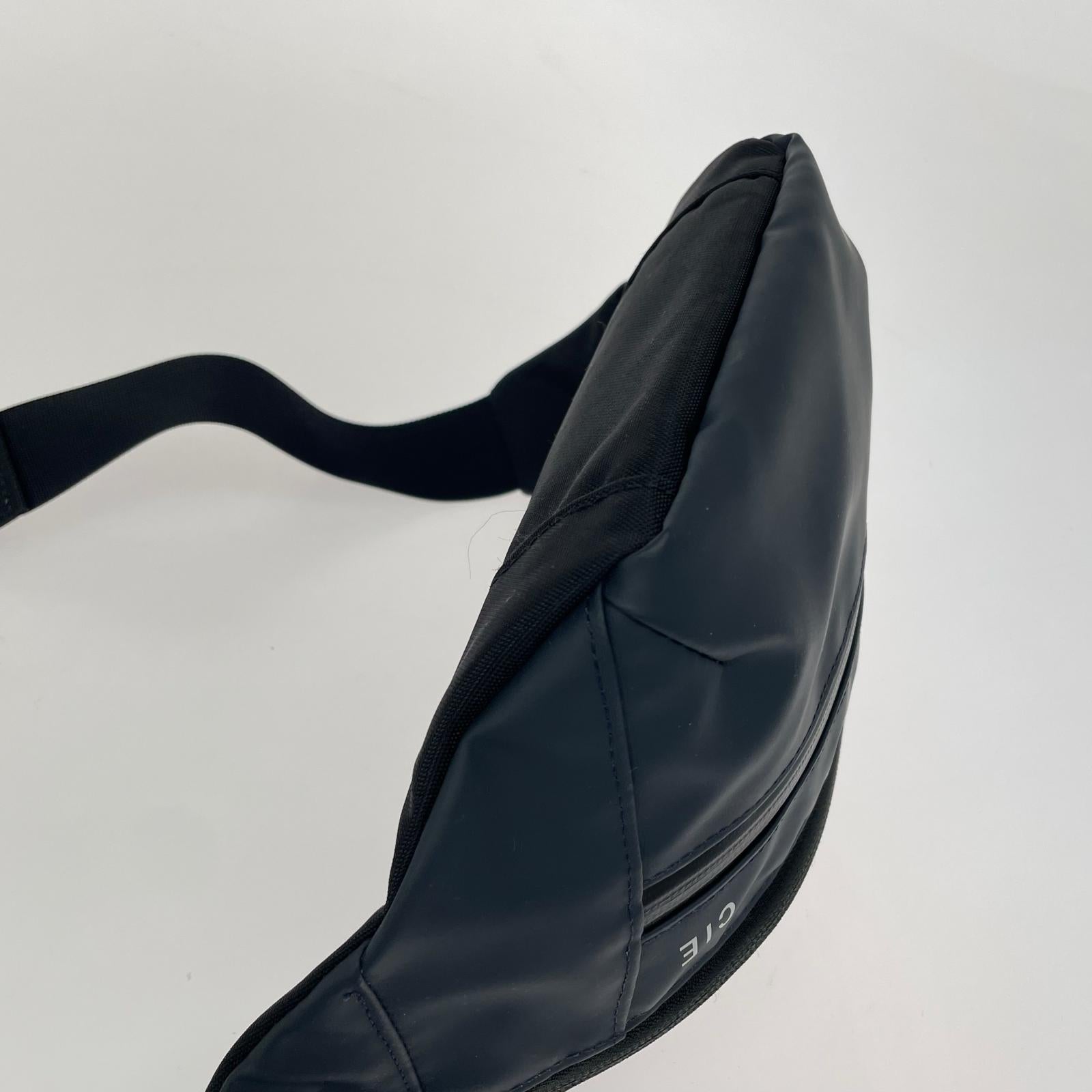 ボディバッグ CIE LEAP SLING BAG S グレー
