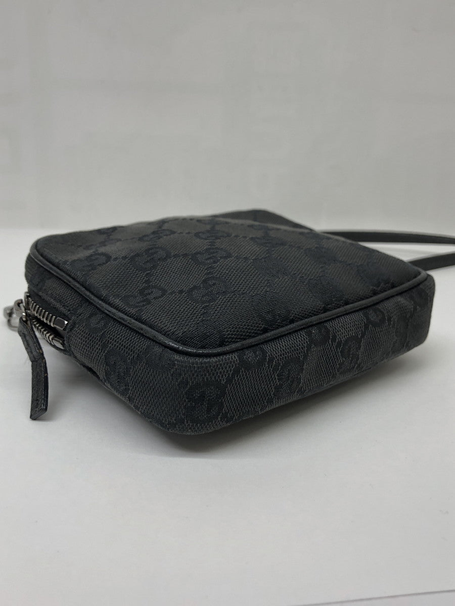 GUCCI　ショルダーバッグ 120975