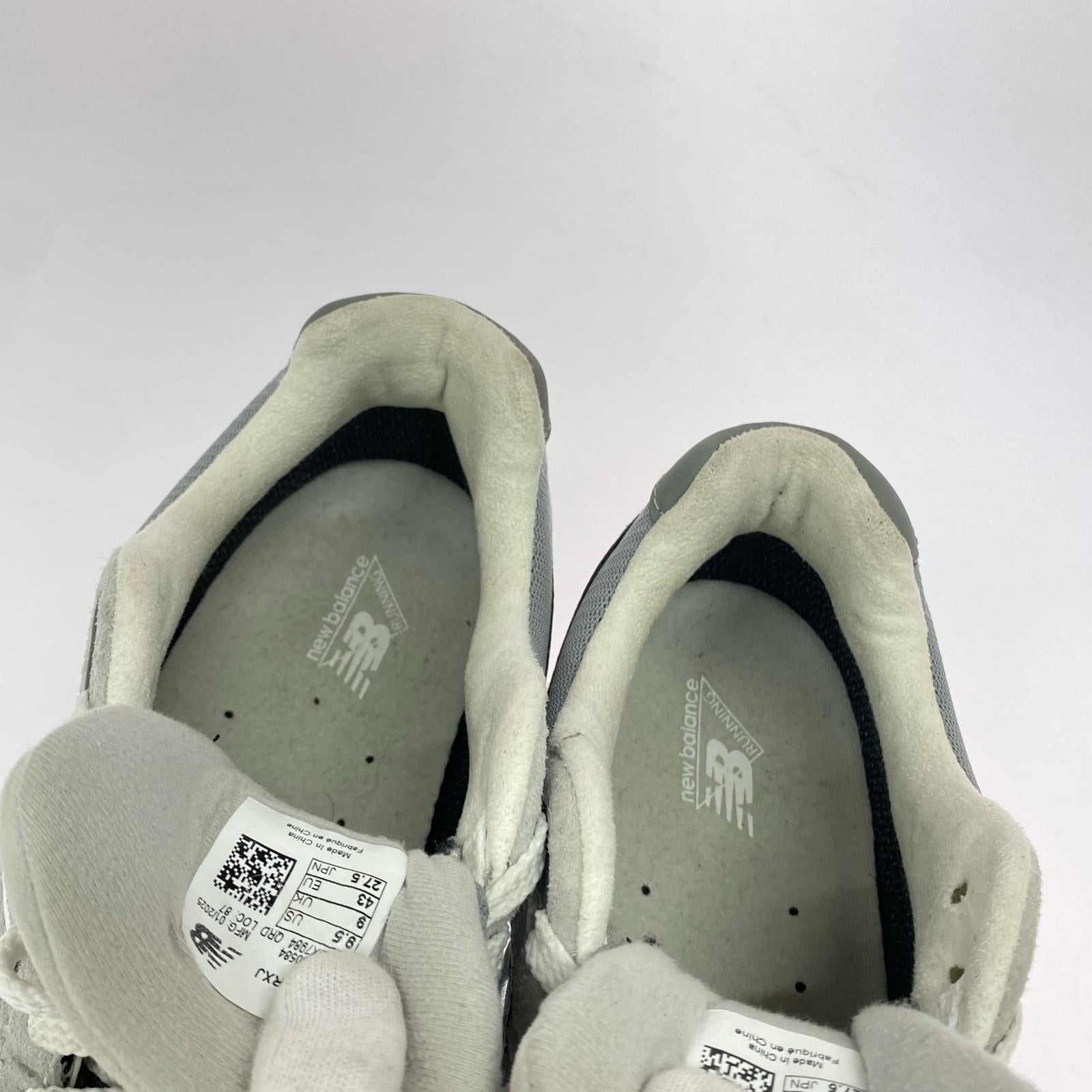 スニーカー -27.5　M2002RXJ 27.5cm (US9 1/2 UK9 EU45) グレー