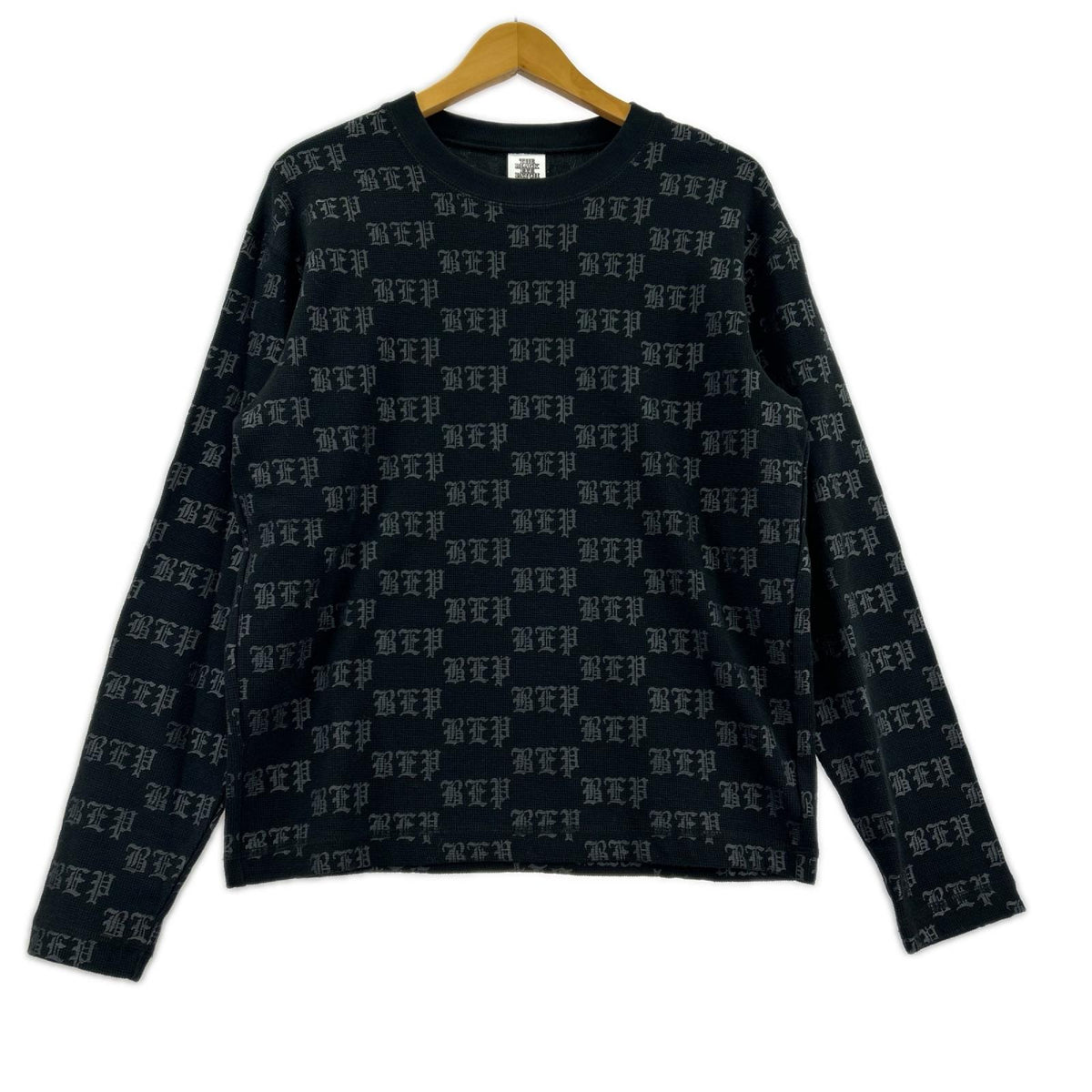 長袖Ｔシャツ ｻｰﾏﾙﾛﾝT　総柄　S S ブラック