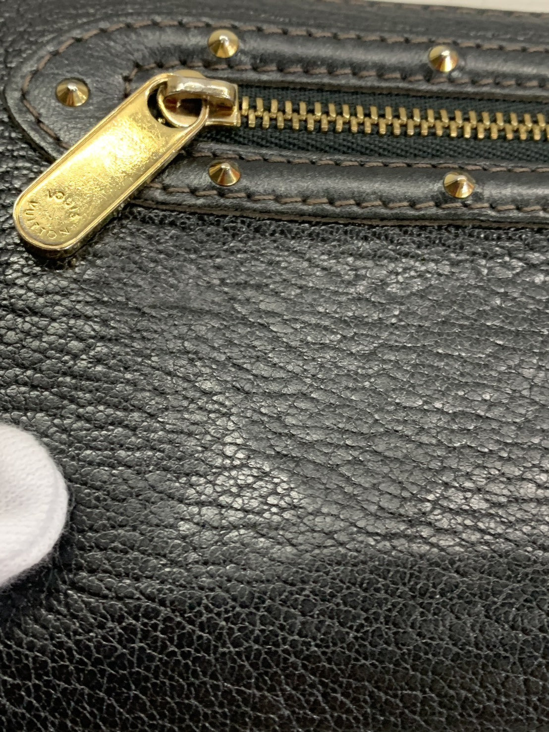 LV スハリライン ノワール ジッピーウォレット