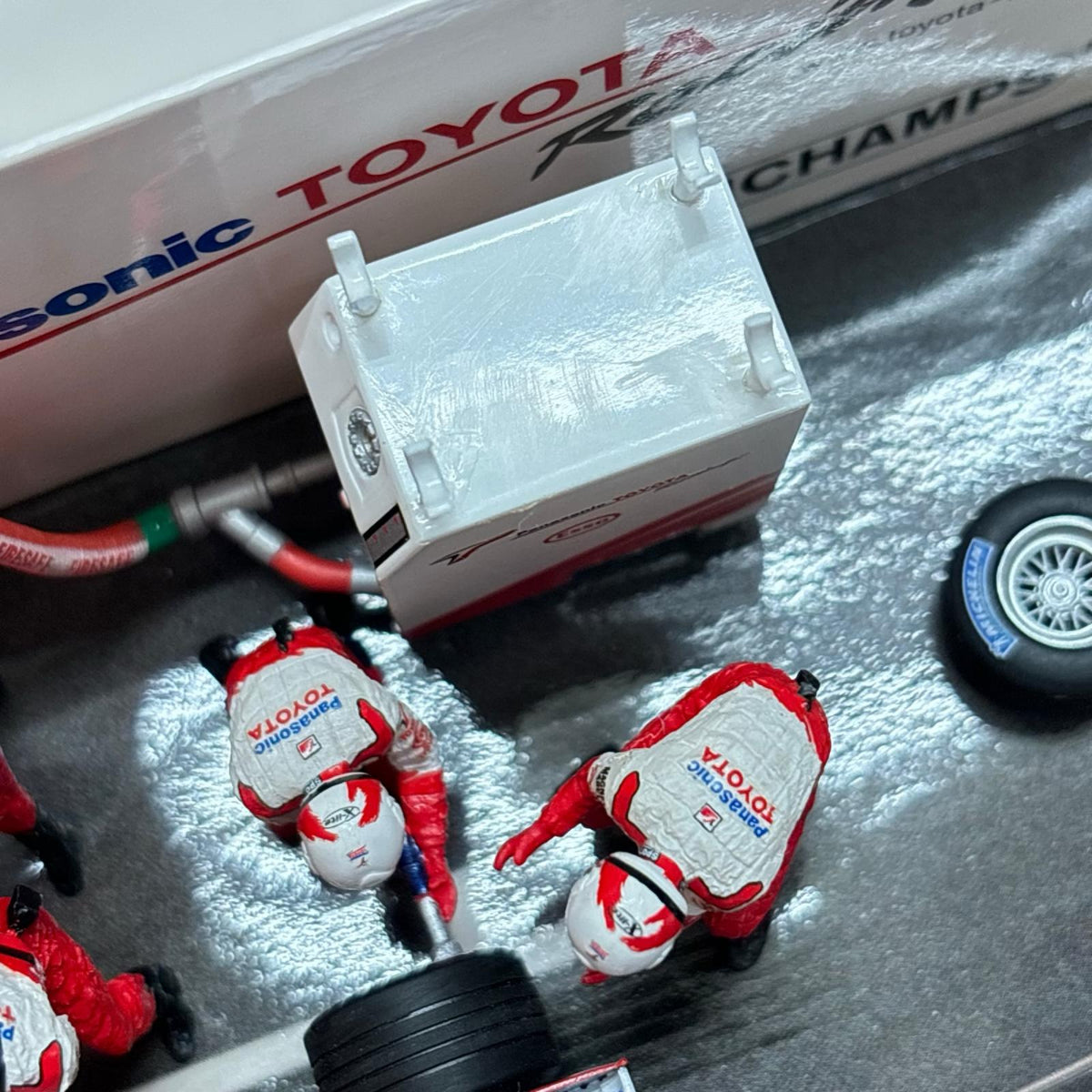 PMA 1/43 Panasonic Toyota Racing TF102 ミニチャンプス スケールカー