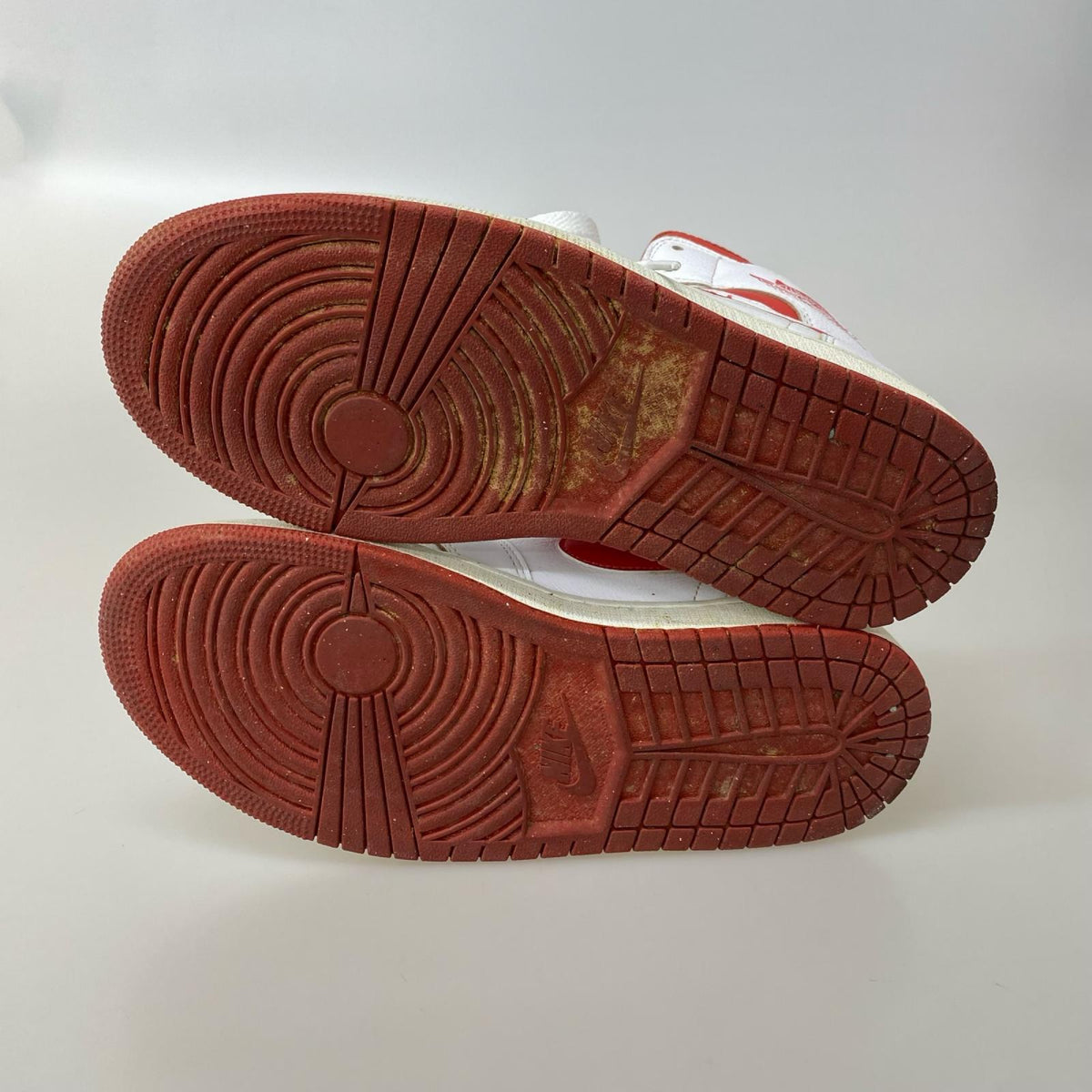 スニーカー Air Jordan 1 Mid SE Dune Red 26cm (US8 UK7 1/2 EU42) ホワイト