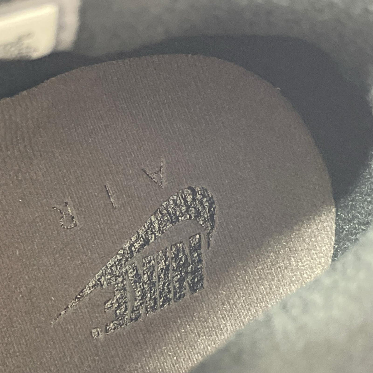 スニーカー AIR JORDAN 4 RETRO 28.5cm 28.5cm (US10 1/2 UK10 EU47) ブラウン