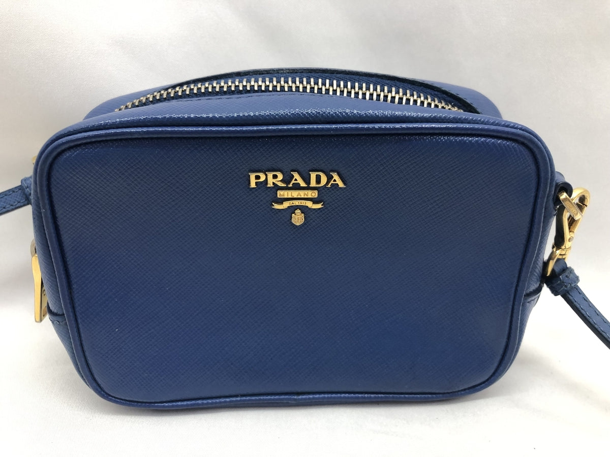 PRADA サフィアーノ 1N1674 ブルー