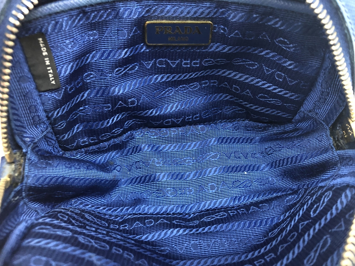 PRADA サフィアーノ 1N1674 ブルー