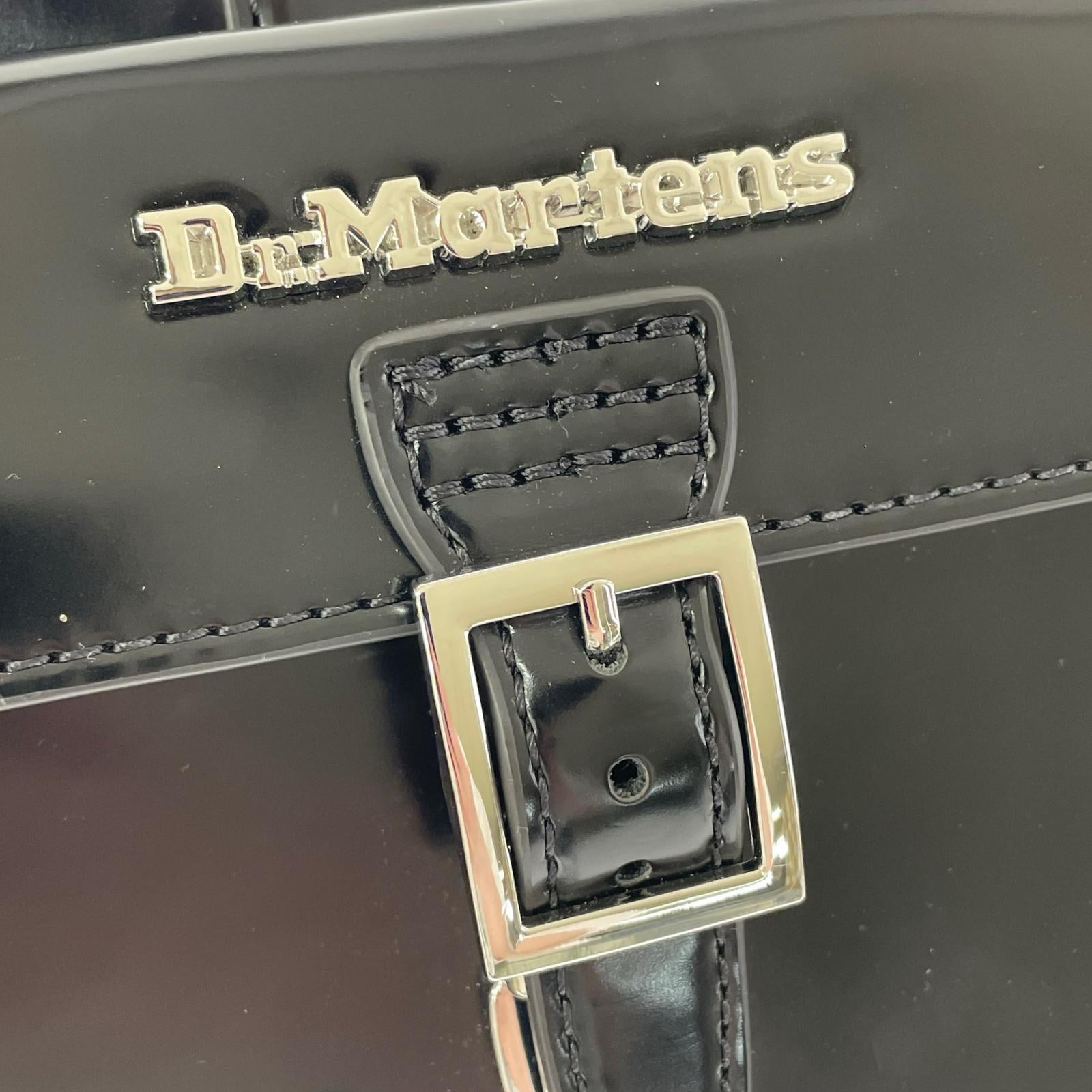 ショルダーバッグ Bow Bag レザー リボン型バッグ 黒 ブラック