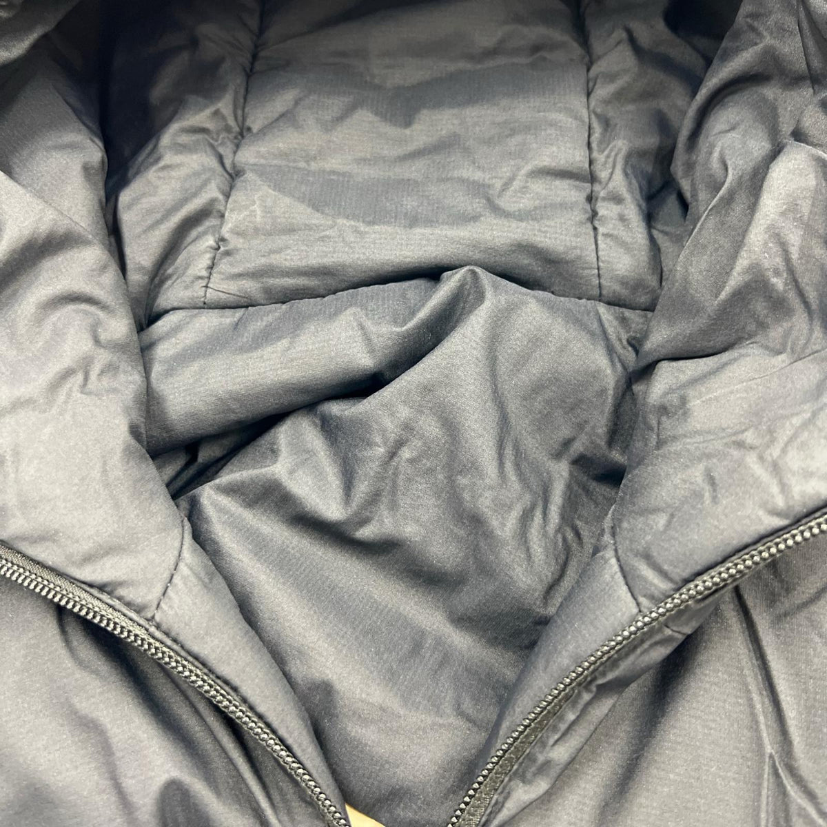 ジャケット Reversible Anytime Insulated L ベージュ 黒 L