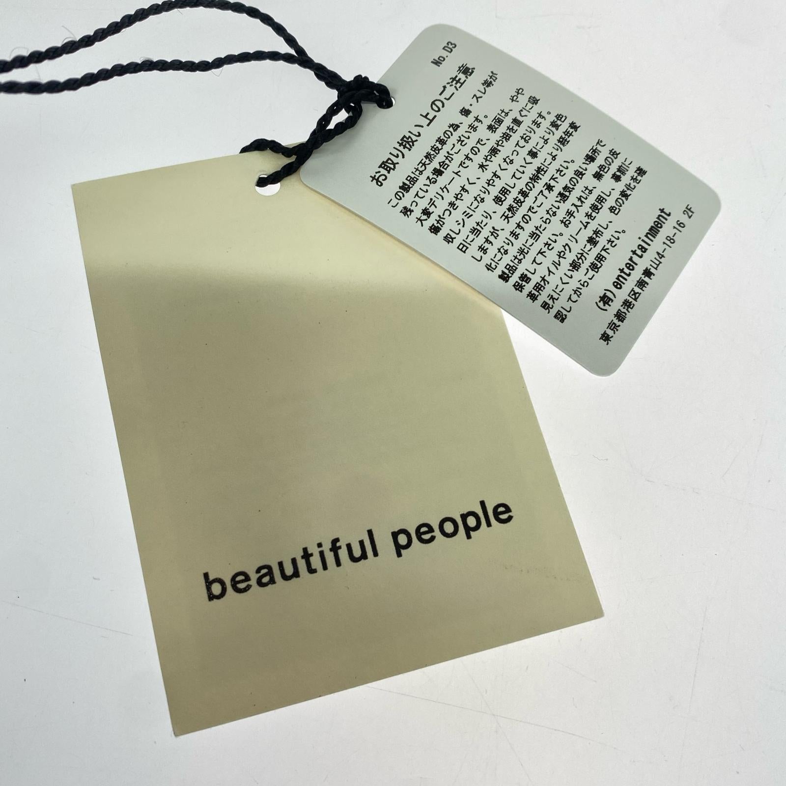 コンパクトウォレット beautiful people　シルバー、箱付 シルバー