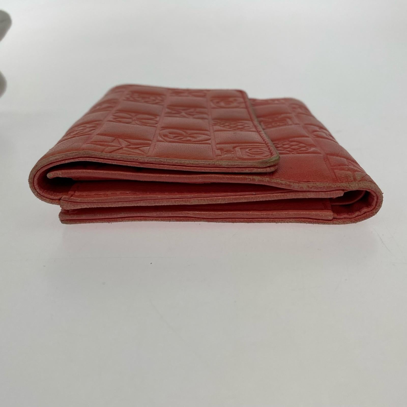 CHANEL アイコンライン 二つ折り財布