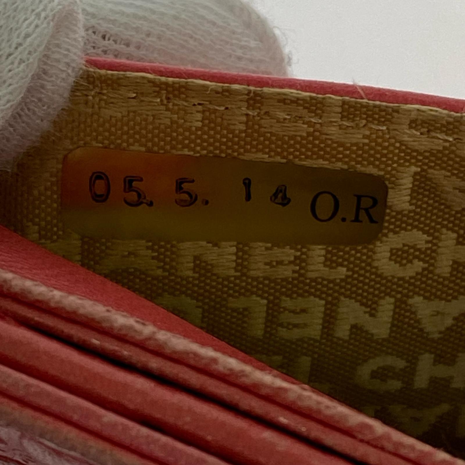 CHANEL アイコンライン 二つ折り財布
