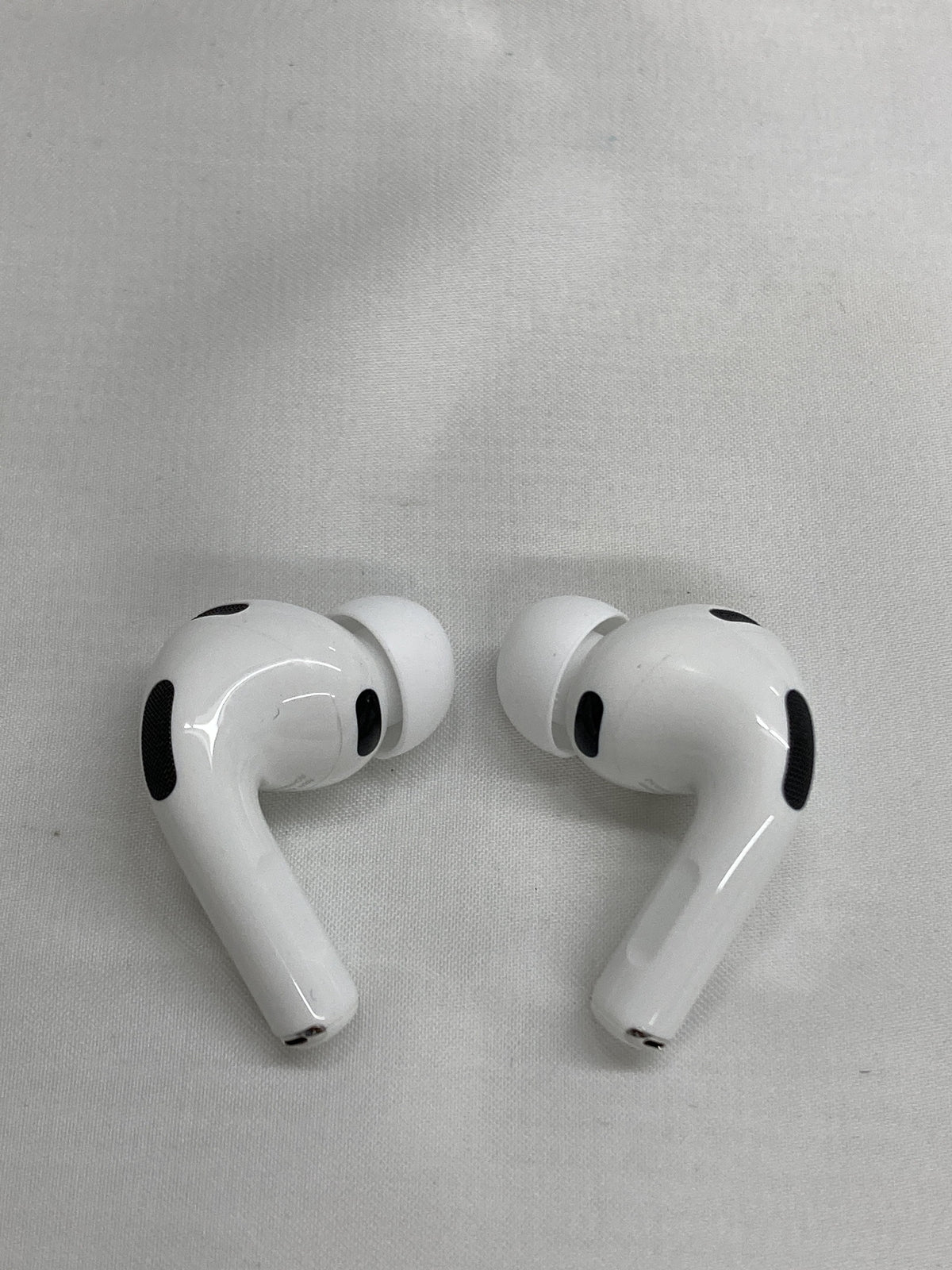 apple/AirPods Pro 3/○ 0000 オーディオ機器