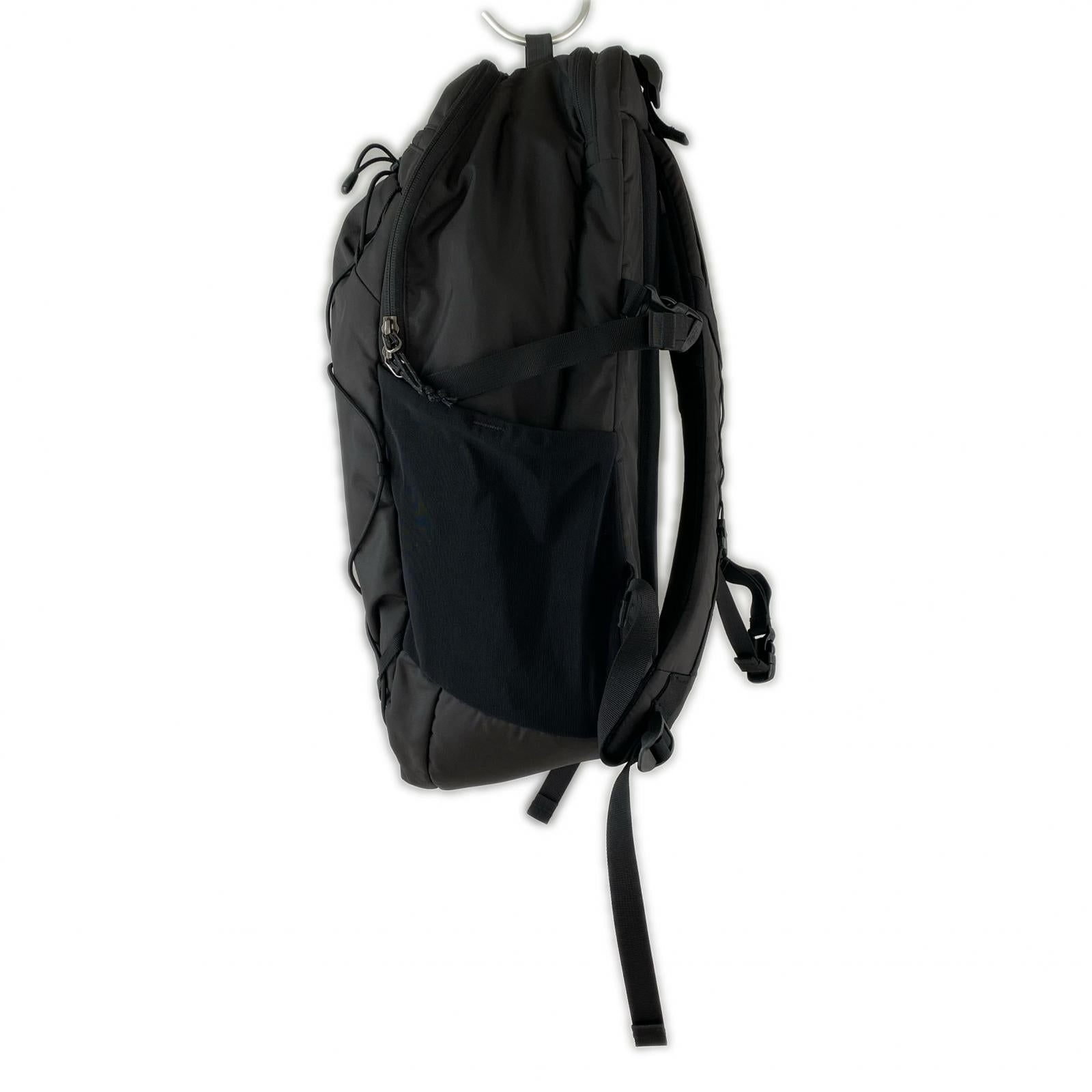 リュック・デイパック refugio daypack ブラック