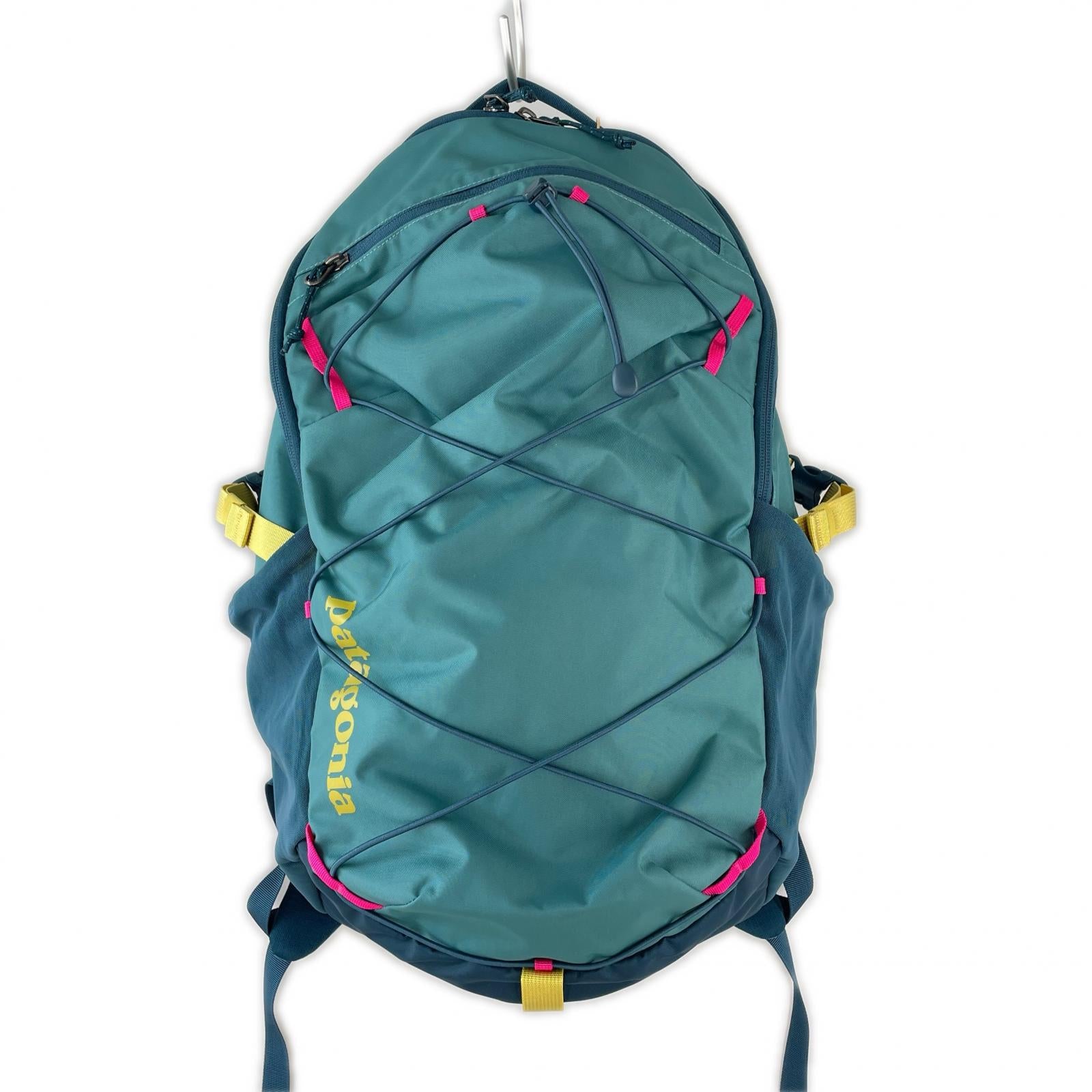 リュック・デイパック Refugio Day Pack 30L グリーン