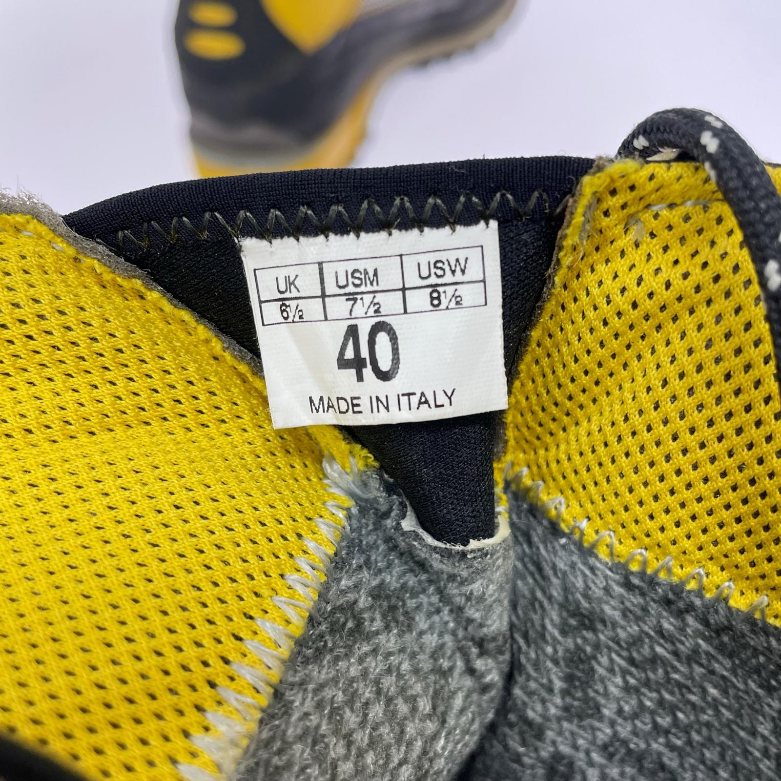 シューズ LA SPORTIVA GRTX トレッキングブーツ 黄 (UK6.5) イエロー