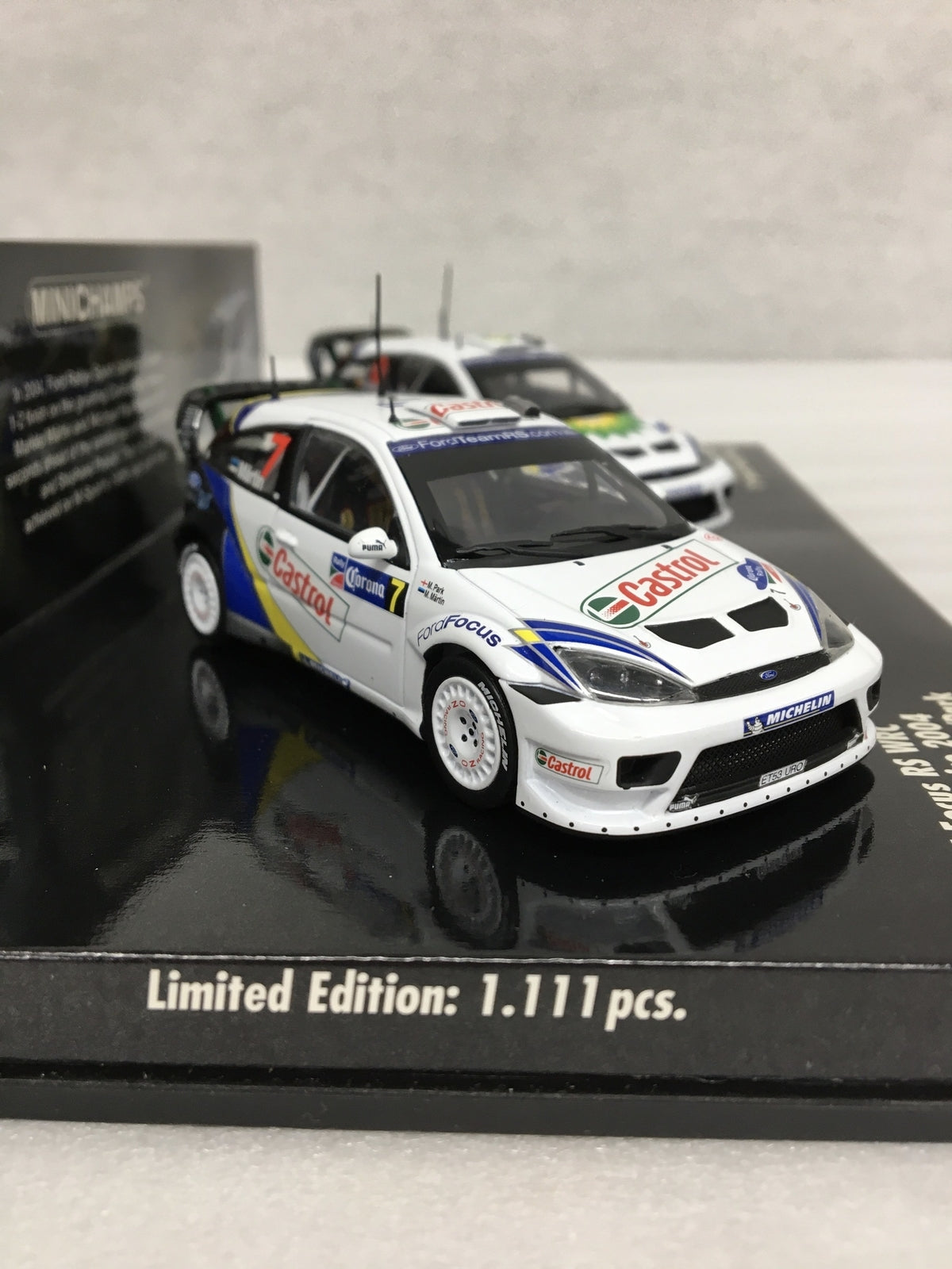 MINICHAMPS 1/43 フォードフォーカス RS スケールカー
