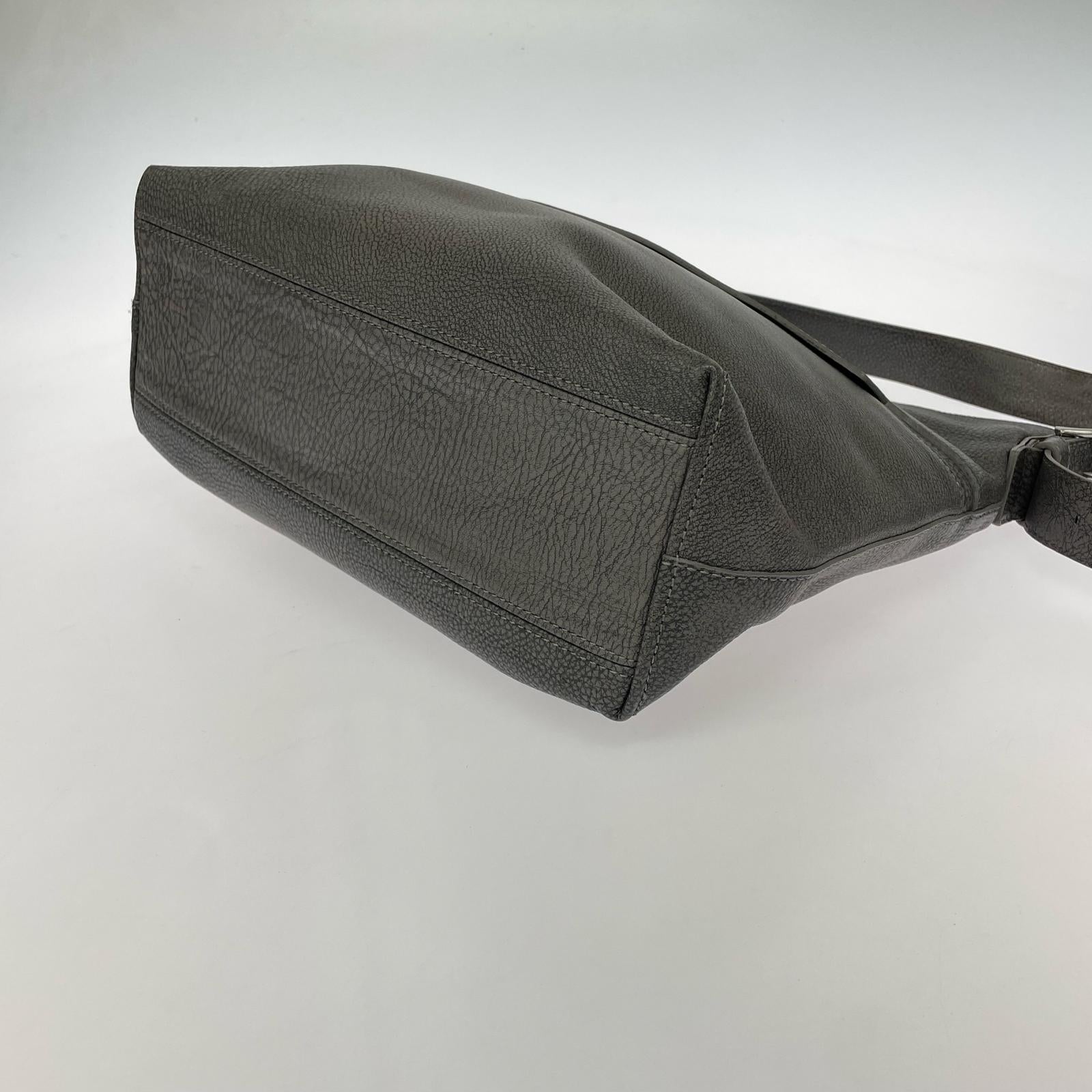 ショルダーバッグ レザー グレー グレー