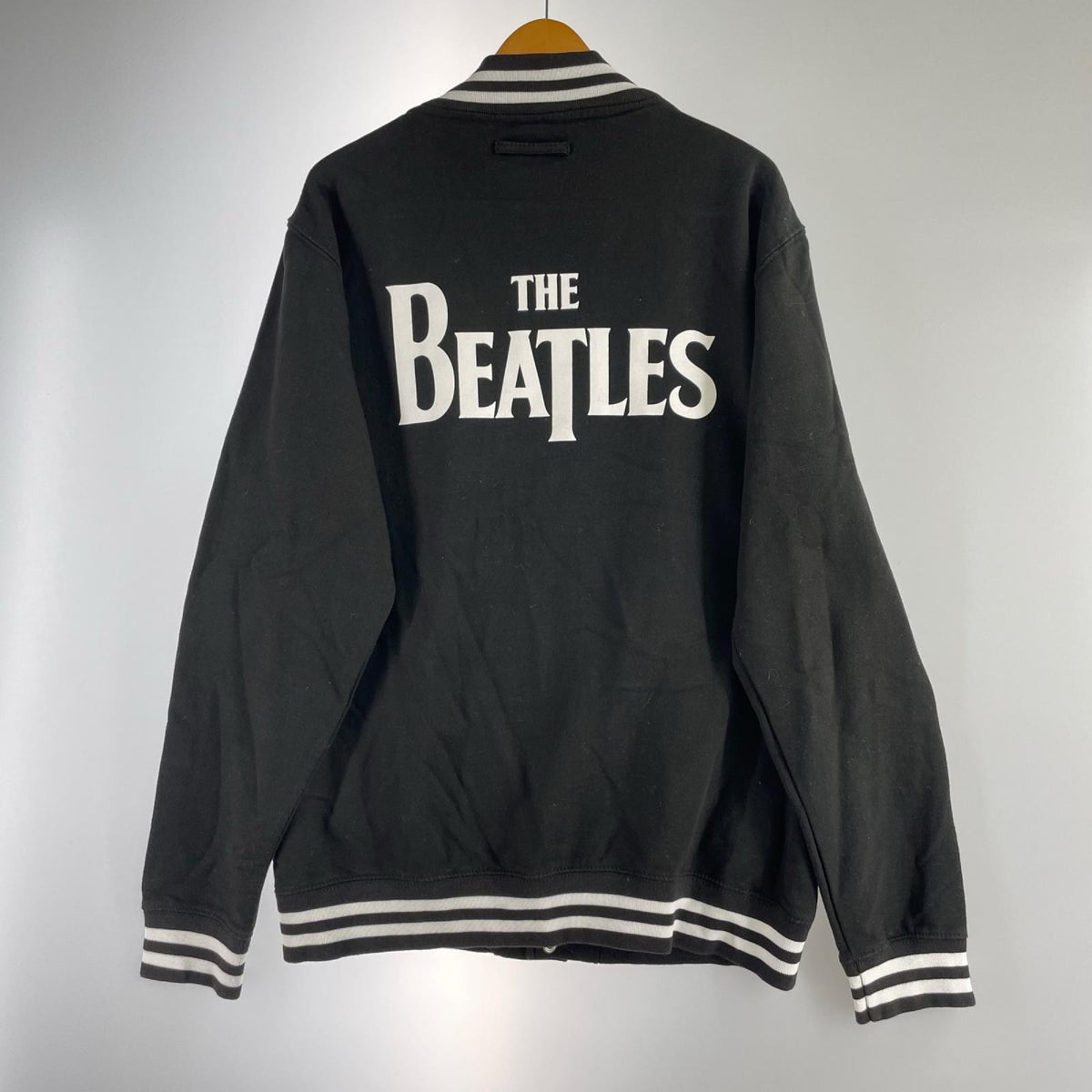スウェット The Beatles ｽｳｪｯﾄｽﾀｼﾞｬﾝ 2017 ﾌﾞﾗｯｸ ブラック