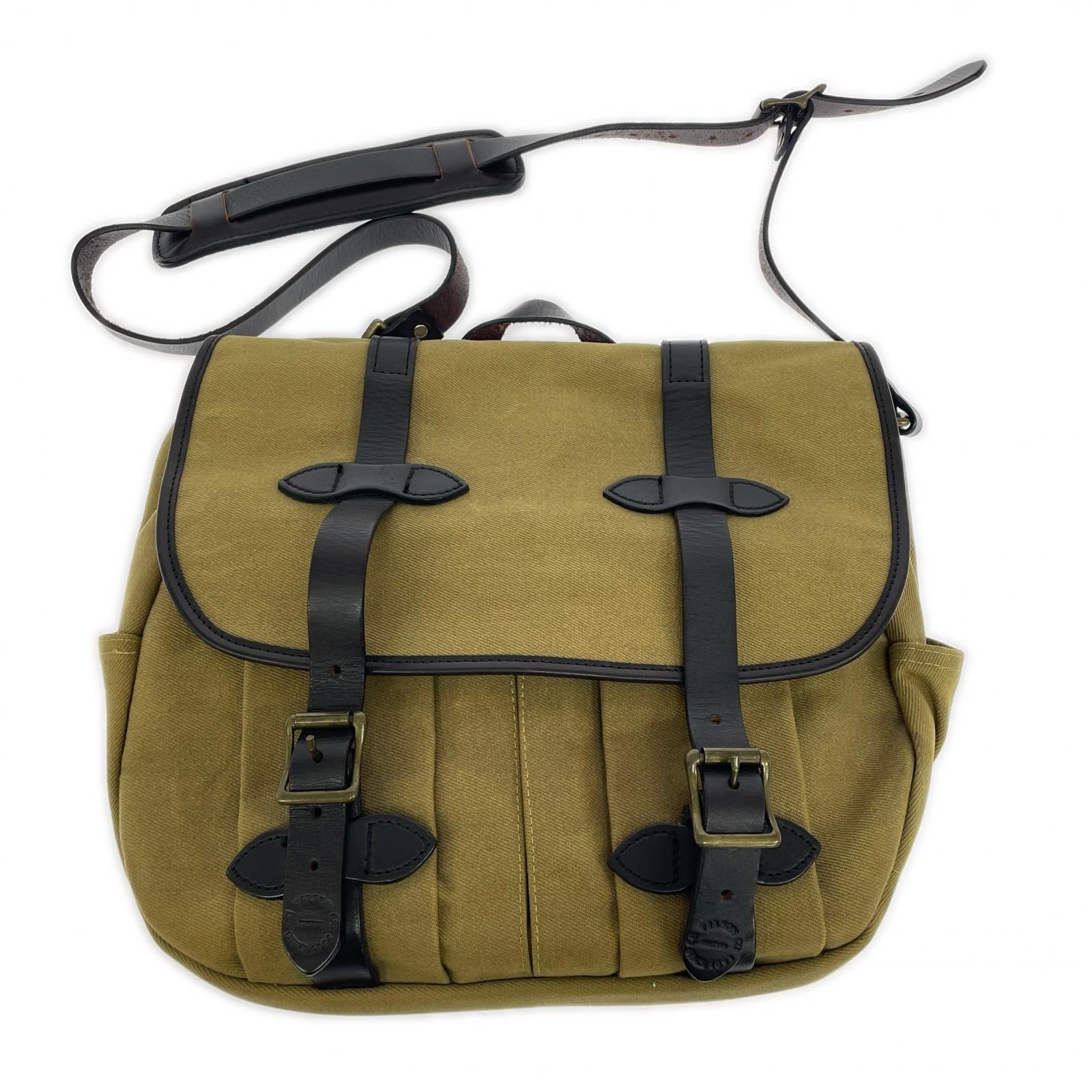 ショルダーバッグ FILSON ミディアムフィールドバッグ ベージュ