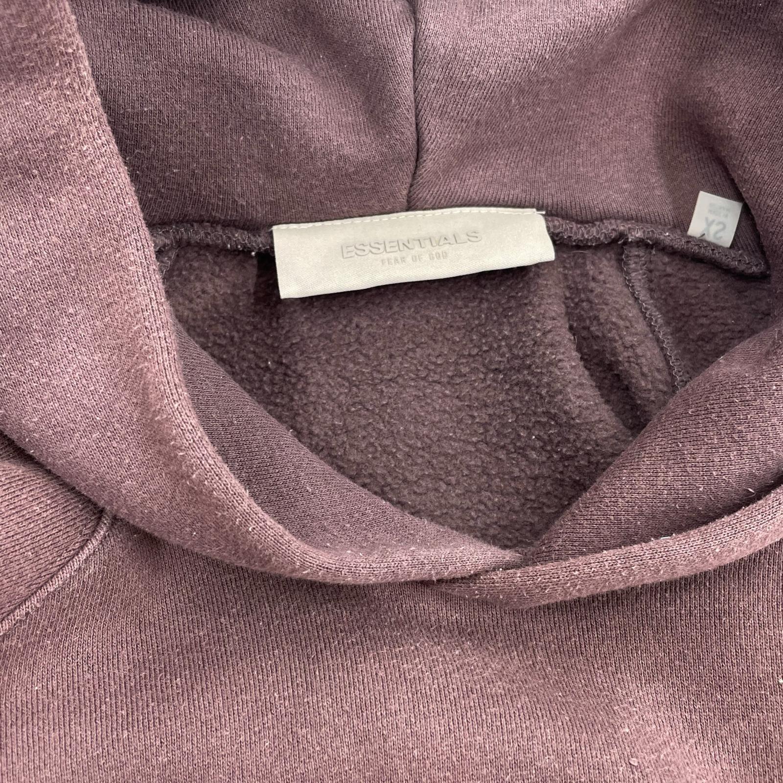 パーカー ESSENTIALS FEAR OF GOD ロゴスウェットパーカー 茶 (XS) ブラウン