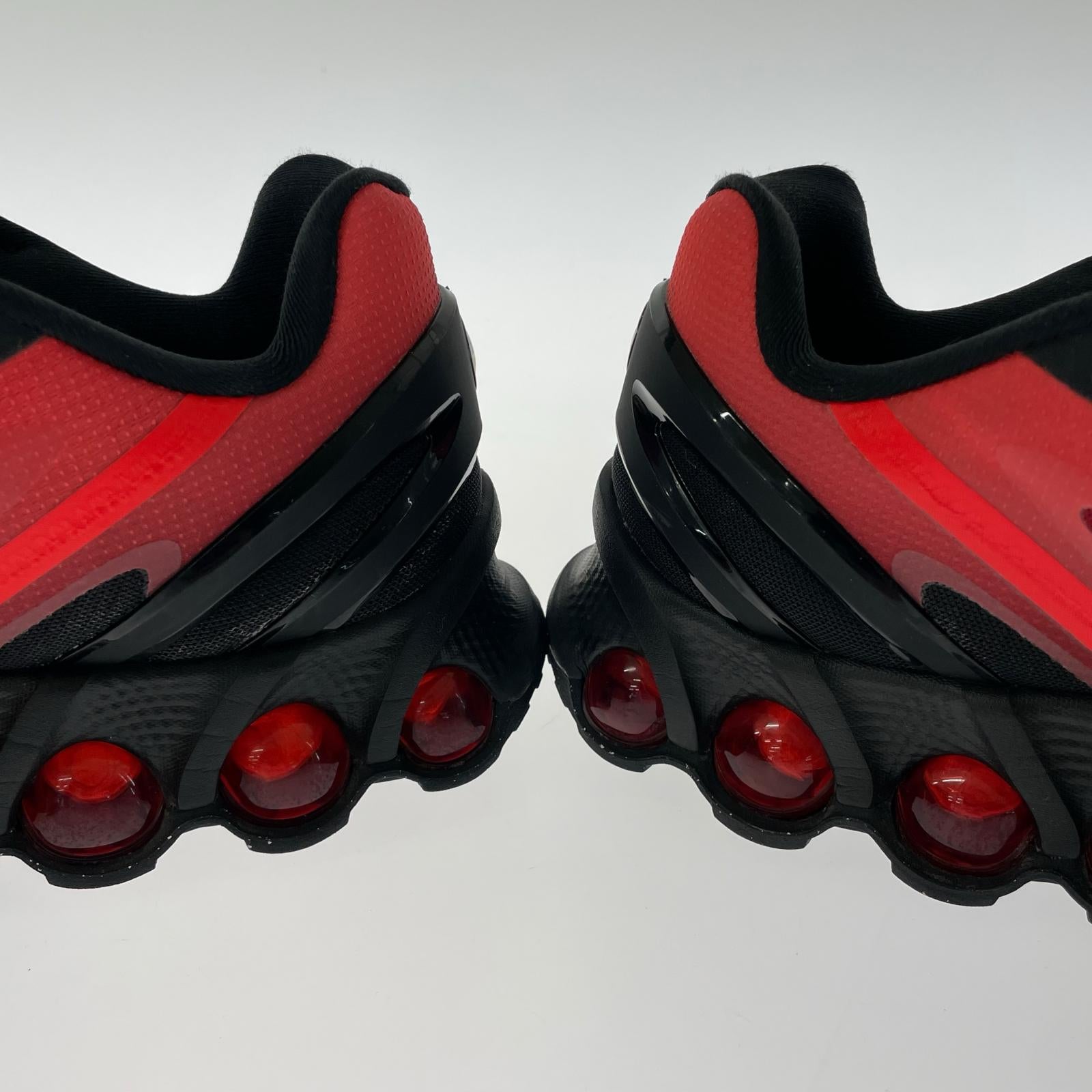 スニーカー AIR MAX DN8 BLACK/RED 29cm (US11 UK10 1/2 EU48) レッド