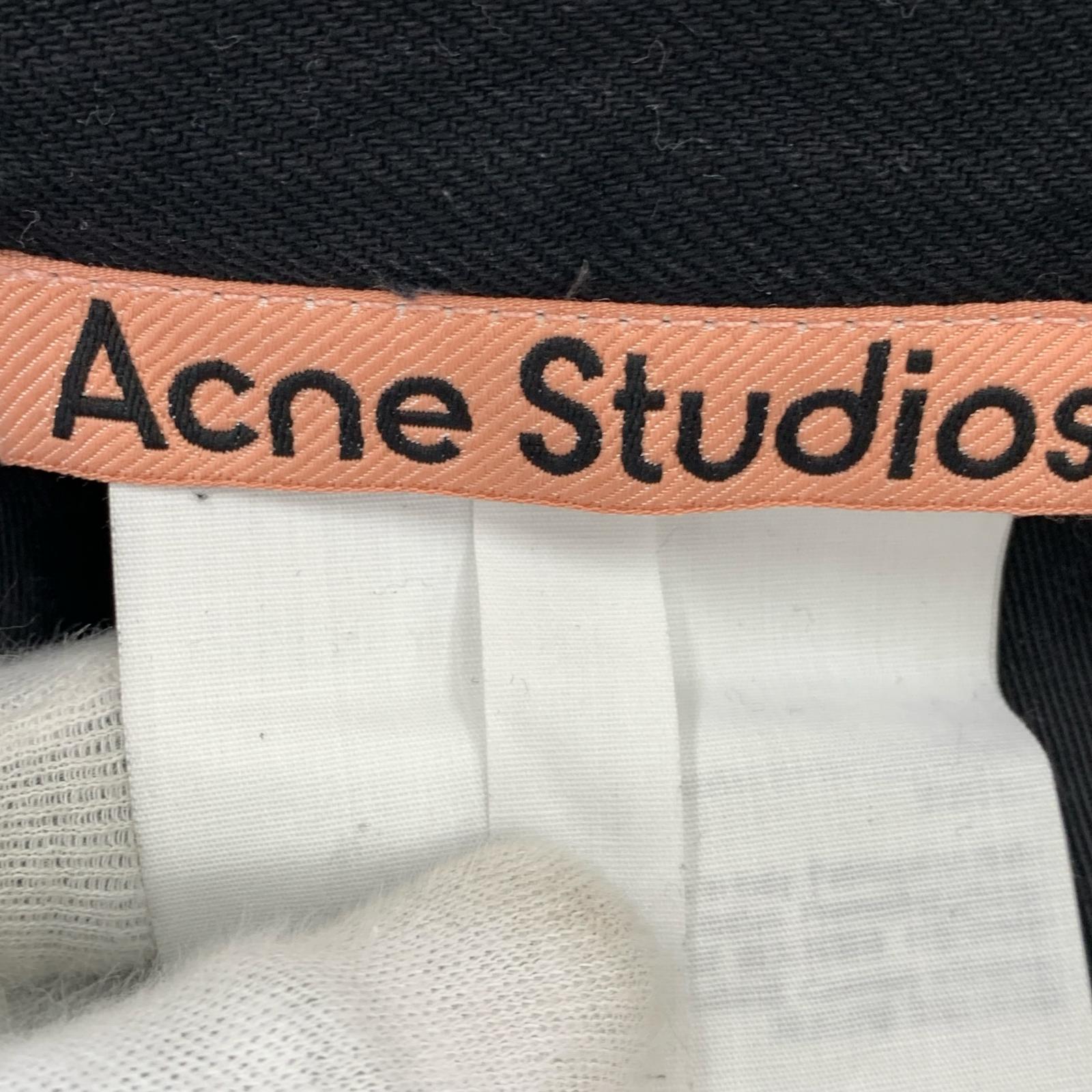 デニムパンツ Acne Studios レギュラーフィットジーンズ 2010M 黒 (S) S ブラック