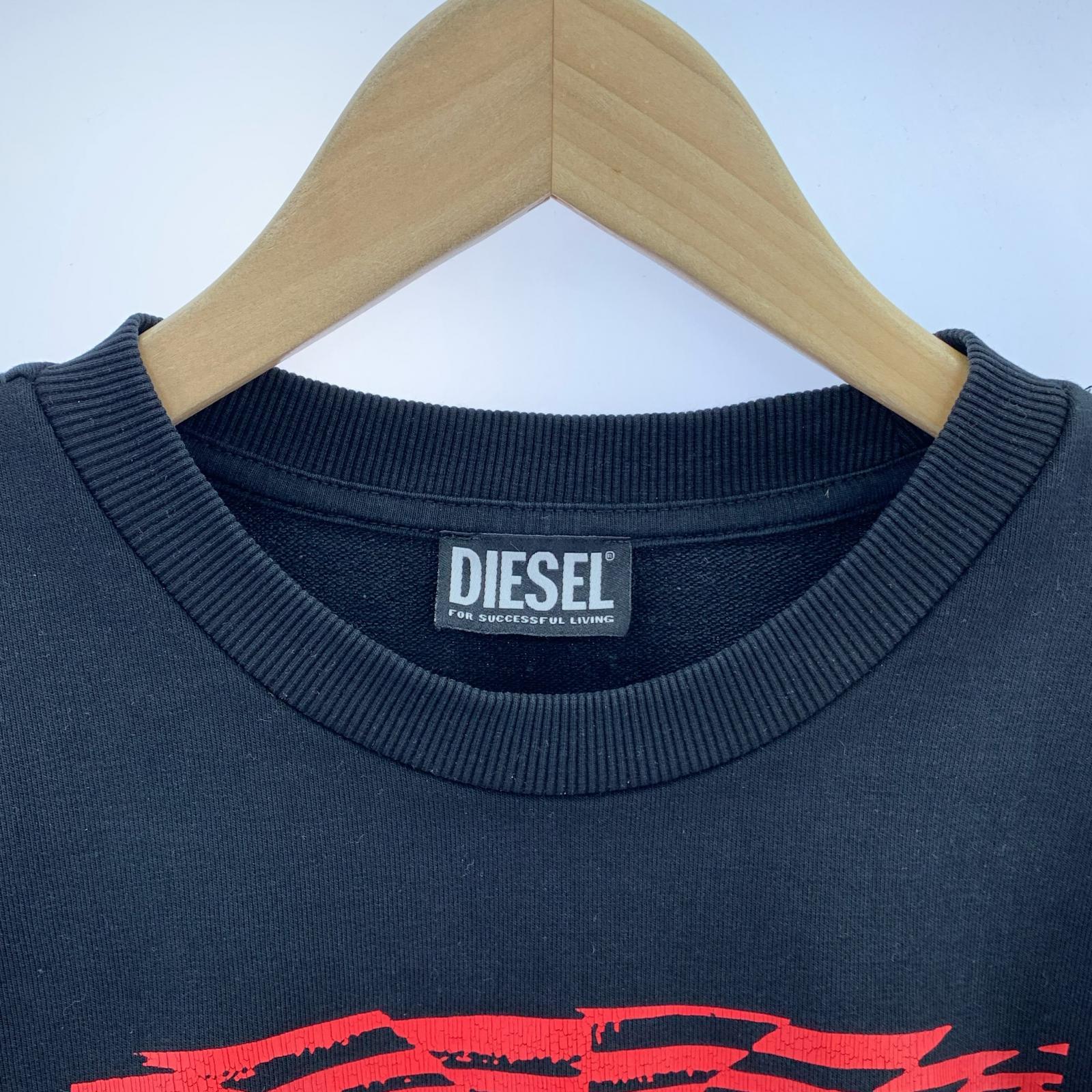 スウェット グラフィックプリント 黒 (XL) ブラック