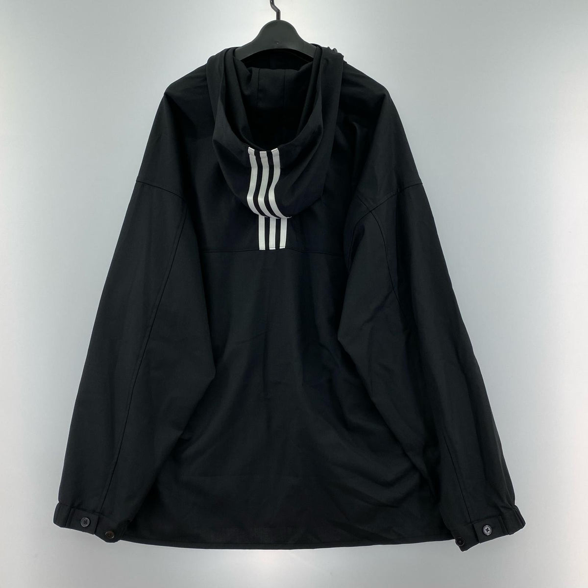 その他アウター REFINED WOOL HOODED TOP 3-STRIPES S ブラック