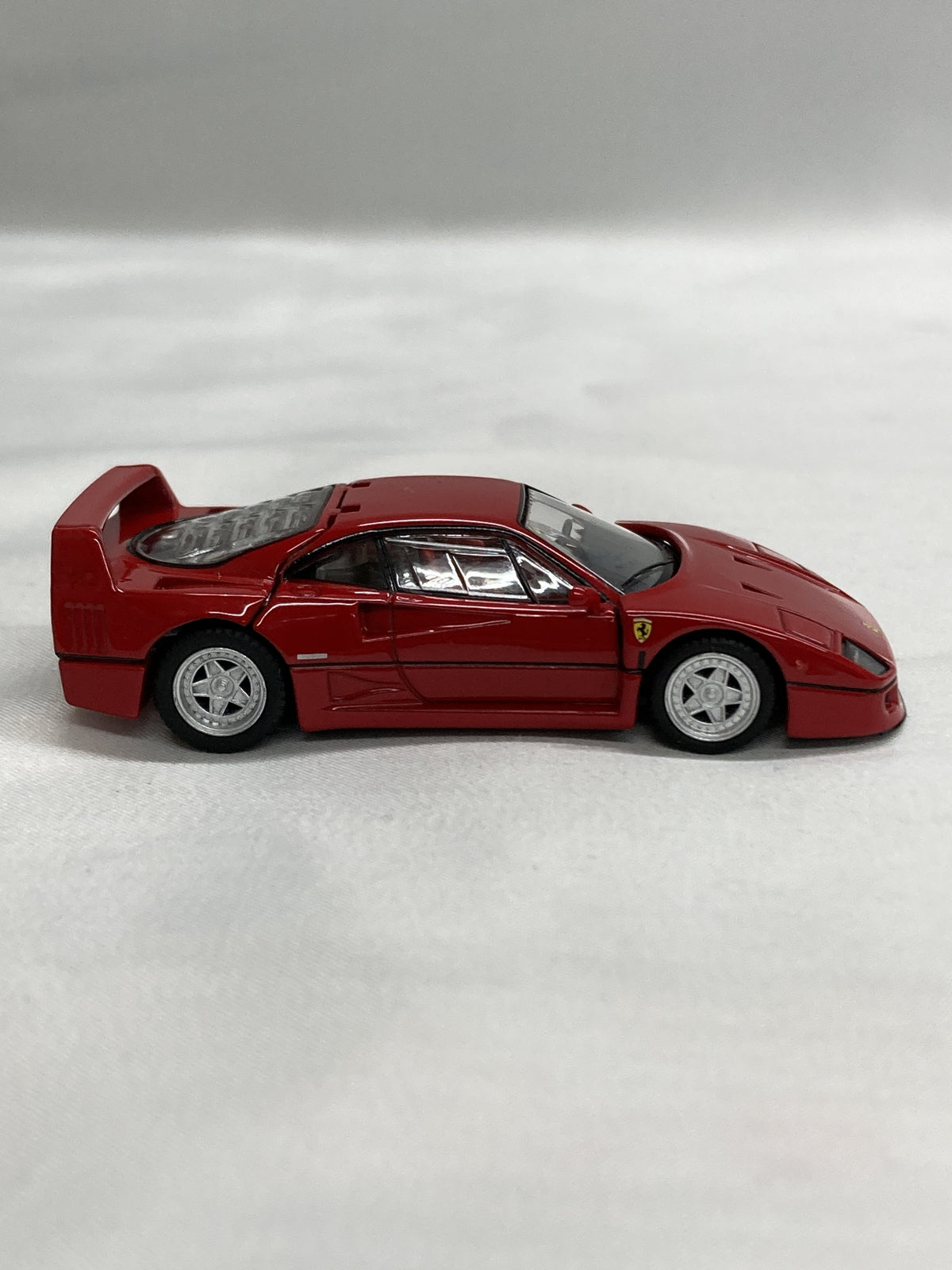 TOMICA LIMITED VINTAGE NEO Farrari F40 トミカ