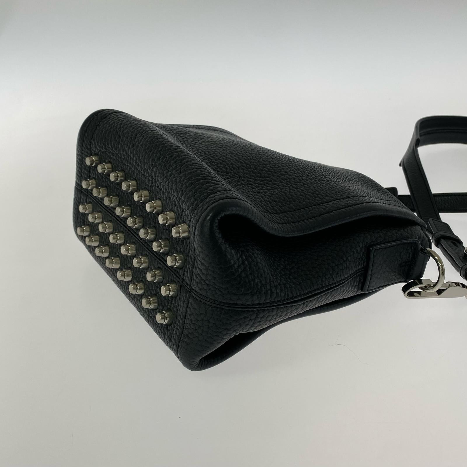 ショルダーバッグ LEATHER ショルダーバッグ ブラック ブラック