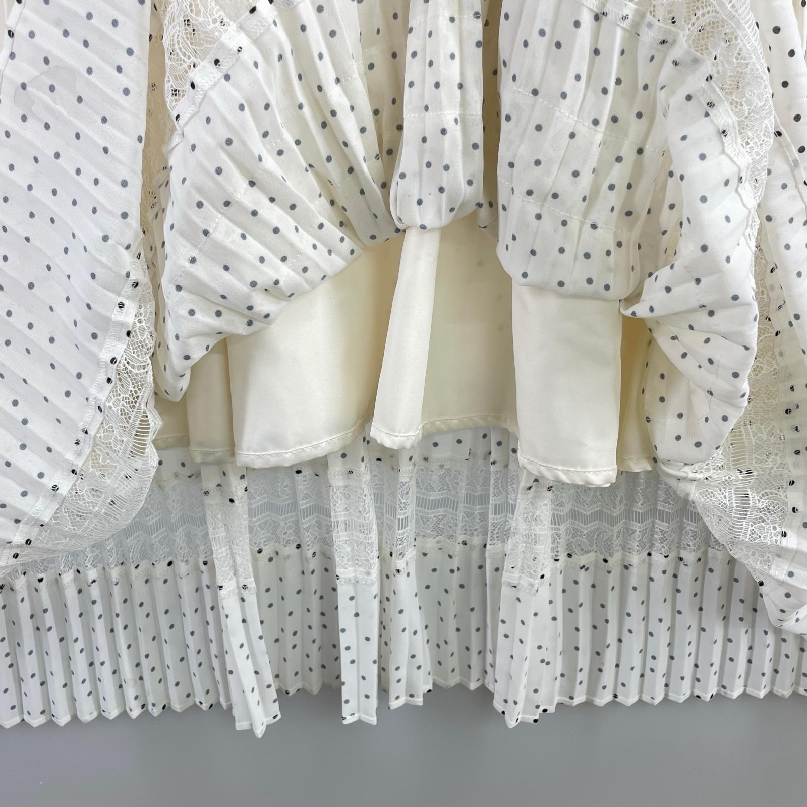 ワンピース PinDotPleatedLongDress M ホワイト
