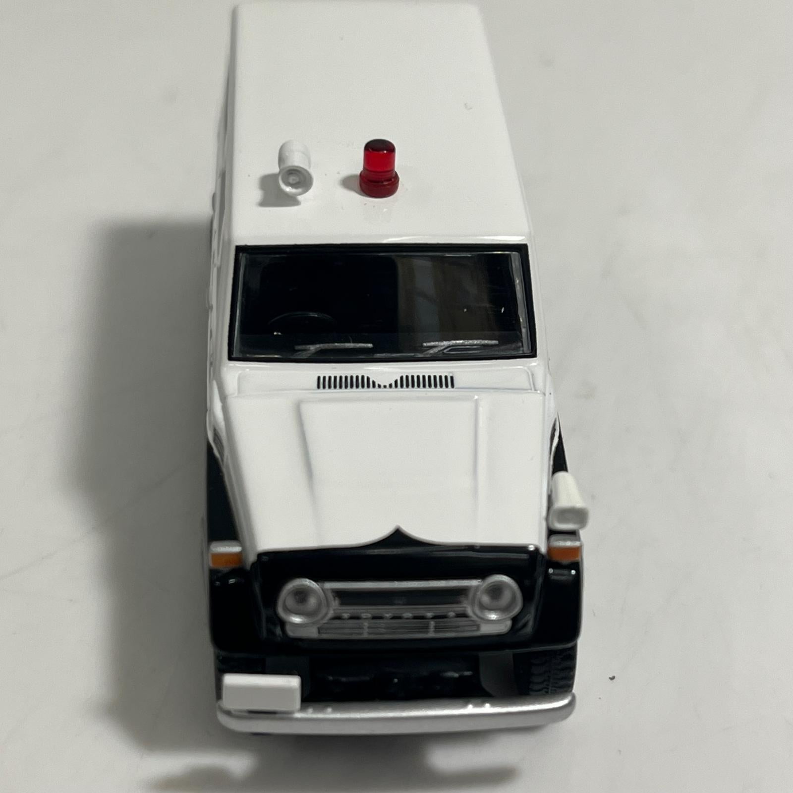 LV トヨタ ランドクルーザー FJ56V型 パトロールカー 福岡県警 LV トヨタ ランドクルーザー FJ56V型 パトロールカー 福岡県警 トミカ
