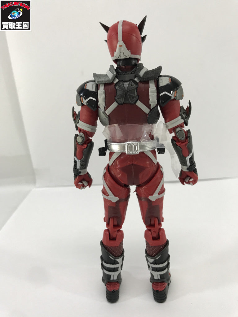 S.H.Figuarts 仮面ライダー雷 フィギュア/グッズ