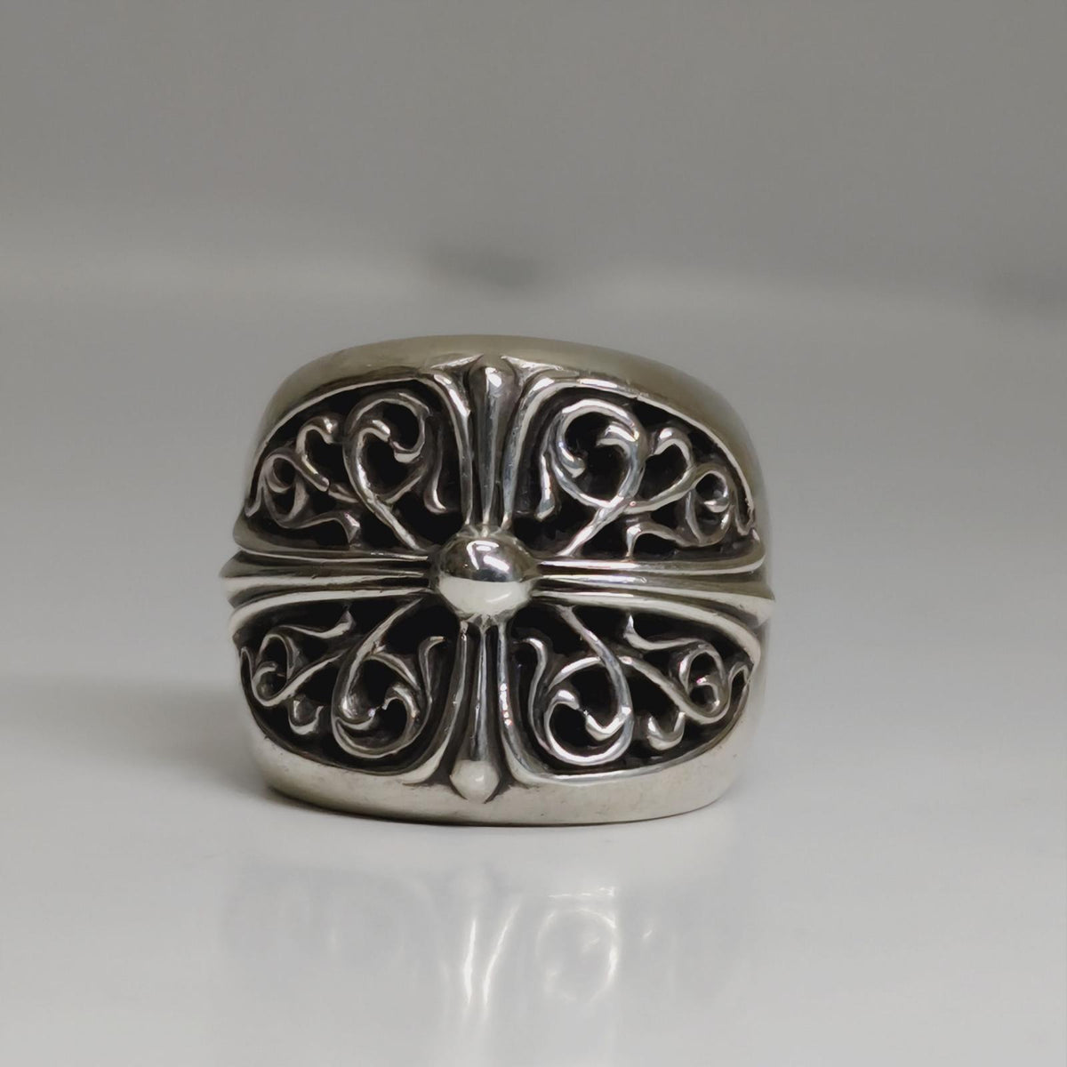 リング・指輪 CHROME HEARTS CLASSIC OVAL #24