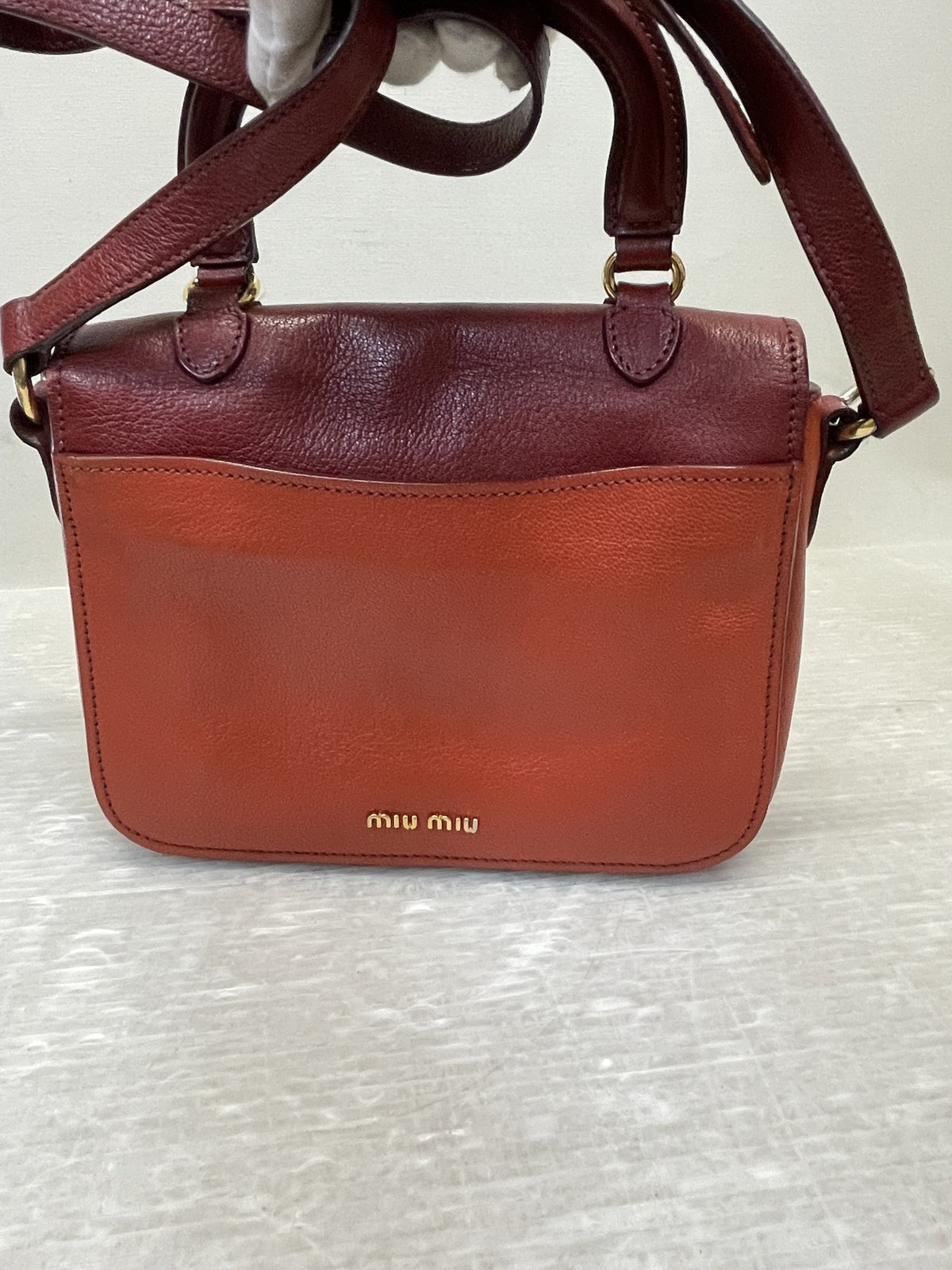 miumiu マドラス バイカラー 2wayショルダーバッグ 赤