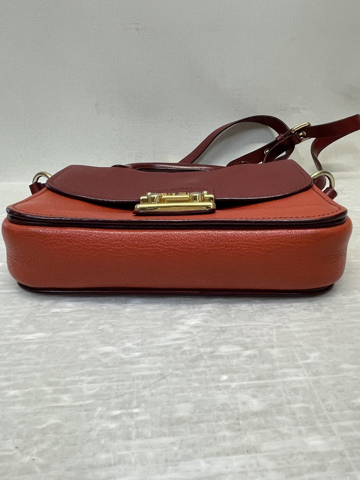 miumiu マドラス バイカラー 2wayショルダーバッグ 赤