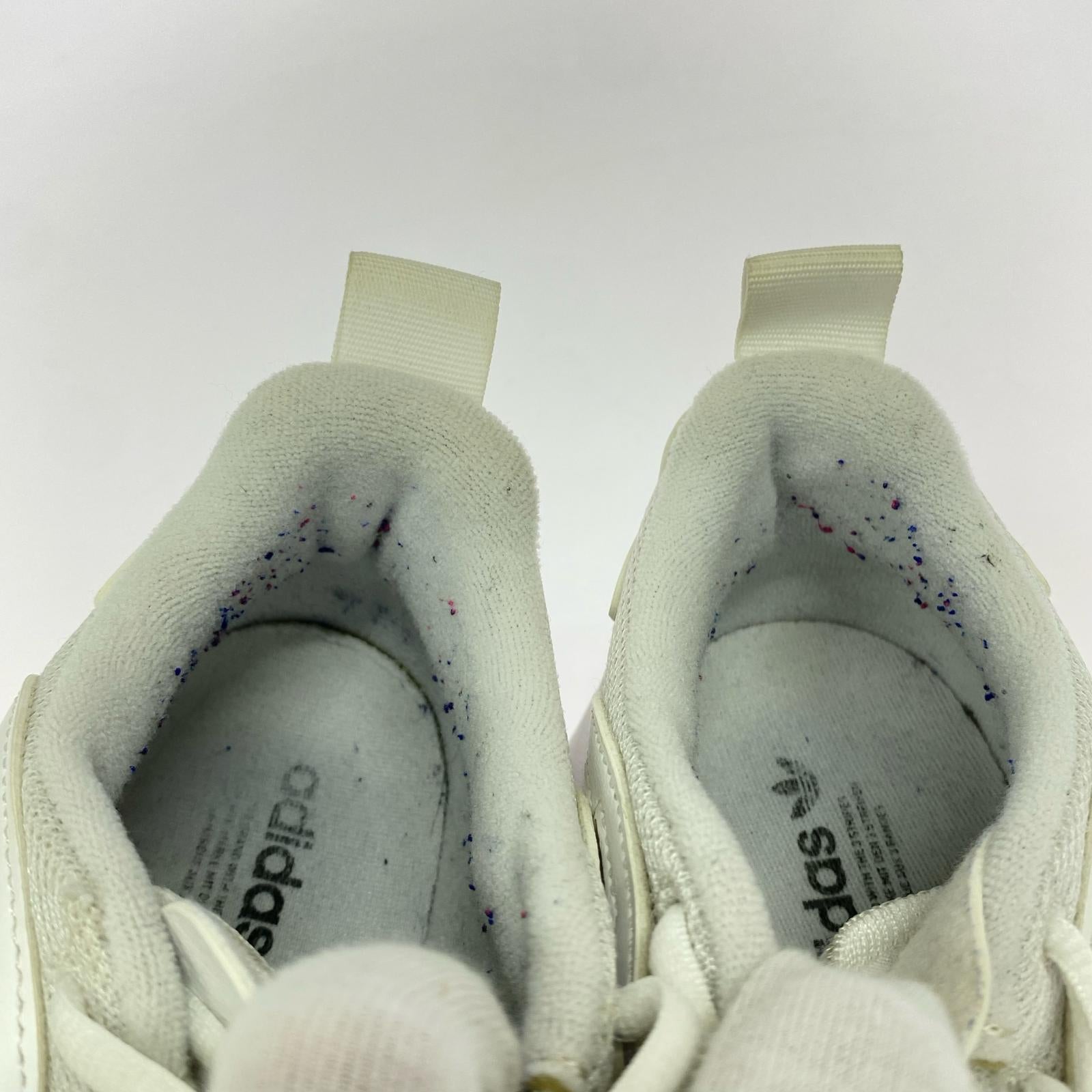 スニーカー adidas Ozgaia IG6047 白 (23.5) 24cm (US6 UK5 1/2 EU38) ホワイト
