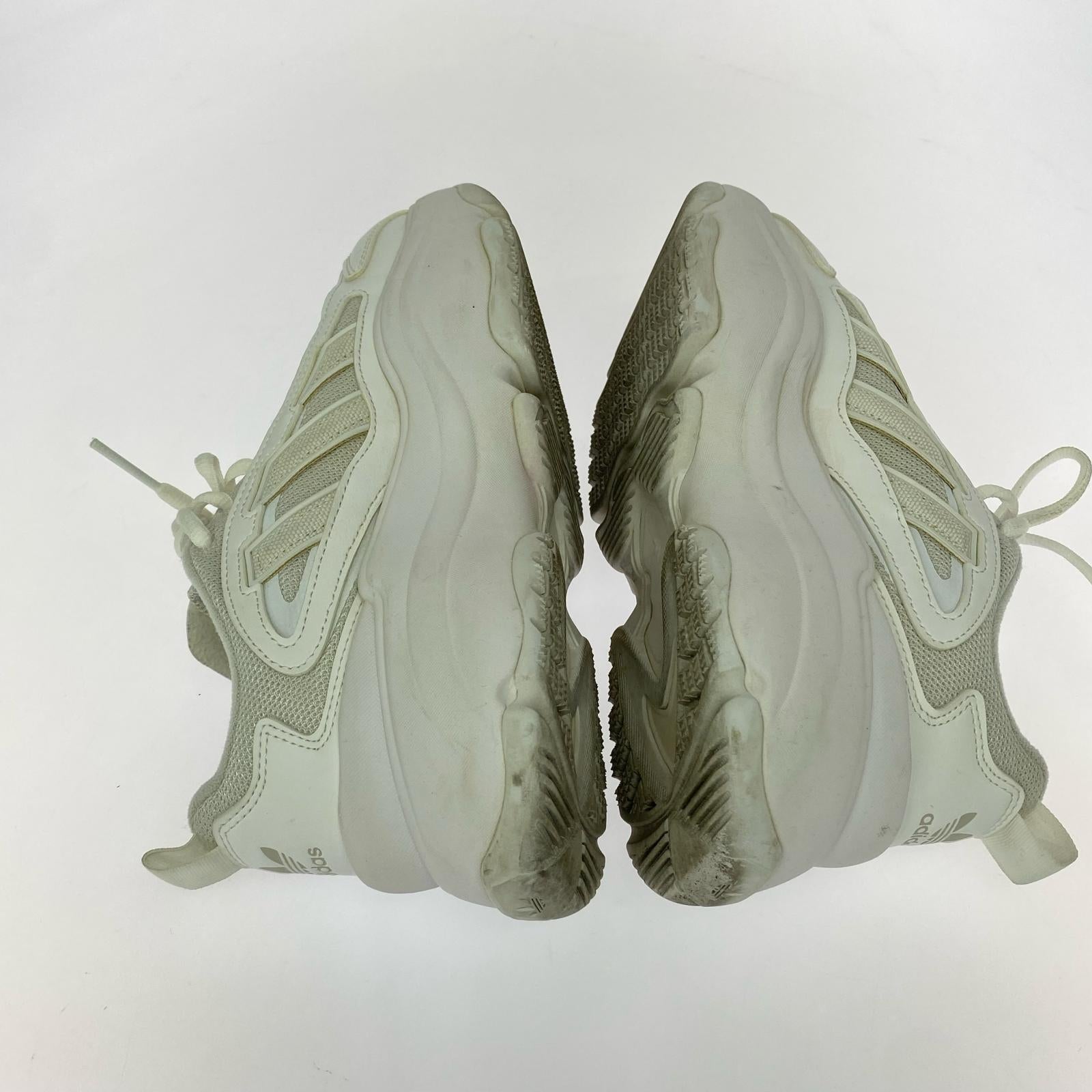 スニーカー adidas Ozgaia IG6047 白 (23.5) 24cm (US6 UK5 1/2 EU38) ホワイト
