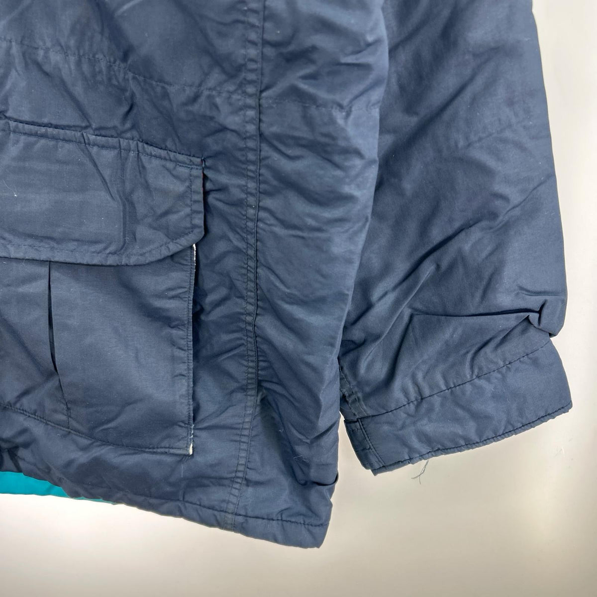 ジャケット 90s ﾒﾀﾙﾌﾟﾚｰﾄﾛｺﾞ ﾏｳﾝﾃﾝﾊﾟｰｶｰ ﾈｲﾋﾞｰ（L） L