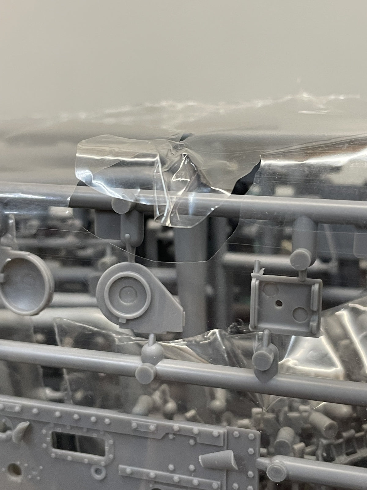 1/35 Pz.Kpfw. IV Ausf. H. 修理中 ビッグセット ミリタリープラモ