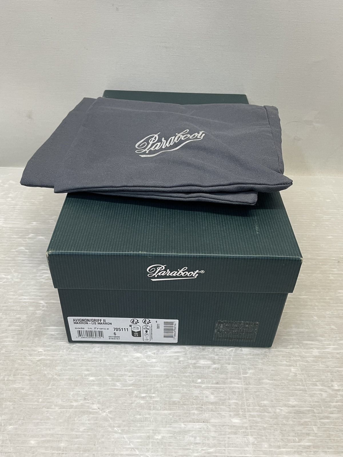 シューズ 705111