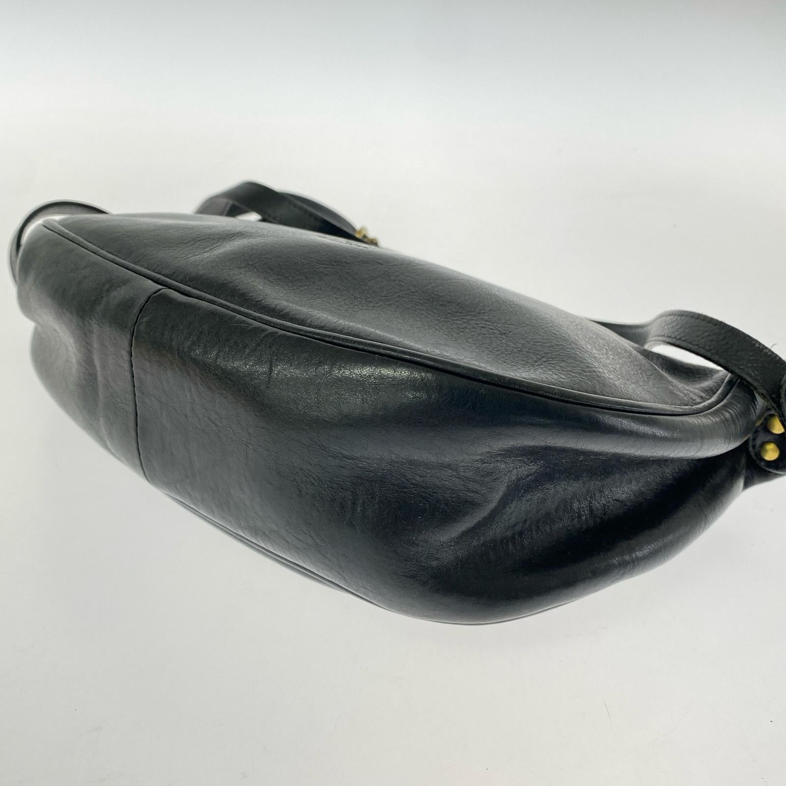 ショルダーバッグ IL BISONTE ORIGINAL LEATHER クロスボディバッグ 黒 ブラック