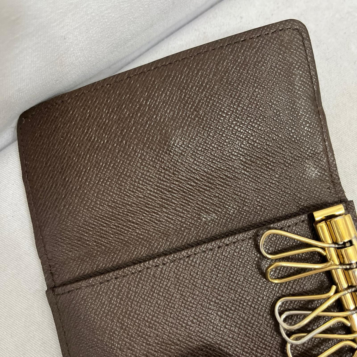 LOUIS VUITTON ミュルティクレ6/6連キーケース