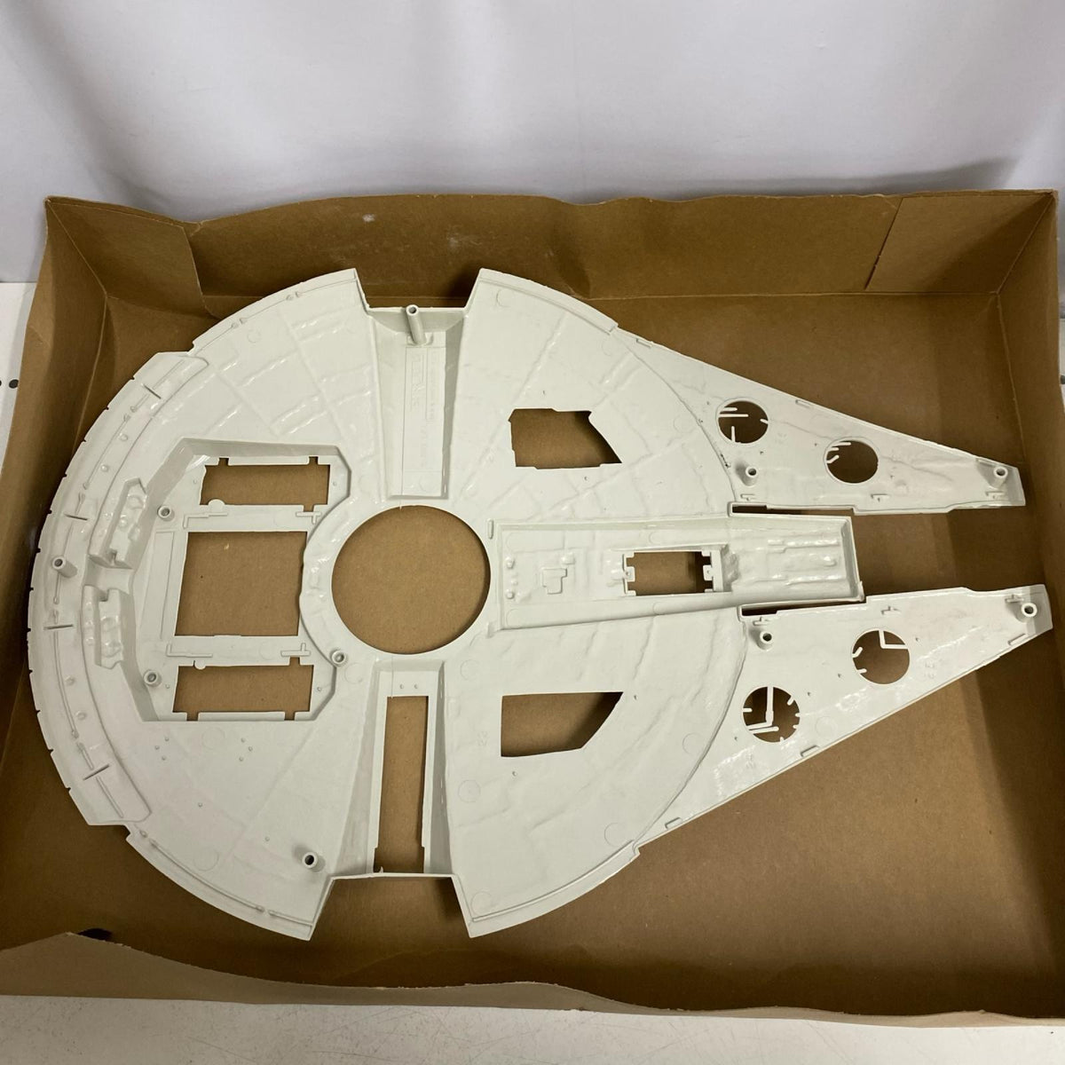 Millennium Falcon - スター・ウォーズ エピソード6 フィギュア/グッズ