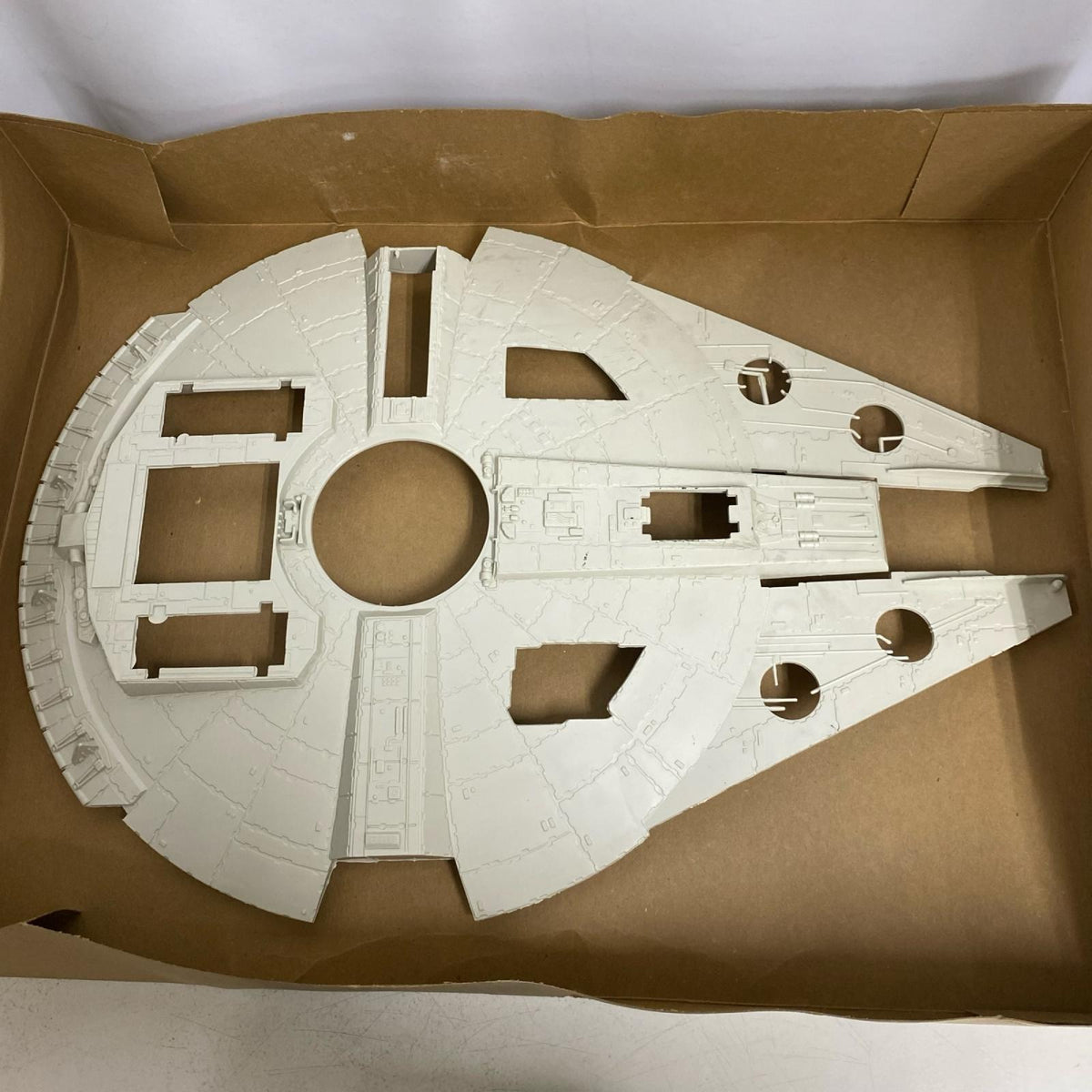 Millennium Falcon - スター・ウォーズ エピソード6 フィギュア/グッズ